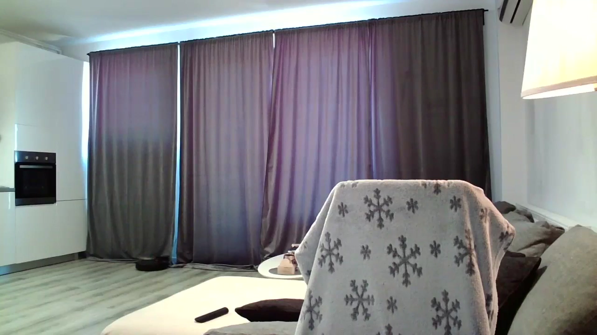 Gallery image thumbnail from SILKYWOMAN's myfreecams stream on, 10/08/2024, 11:37 image 2 of 20