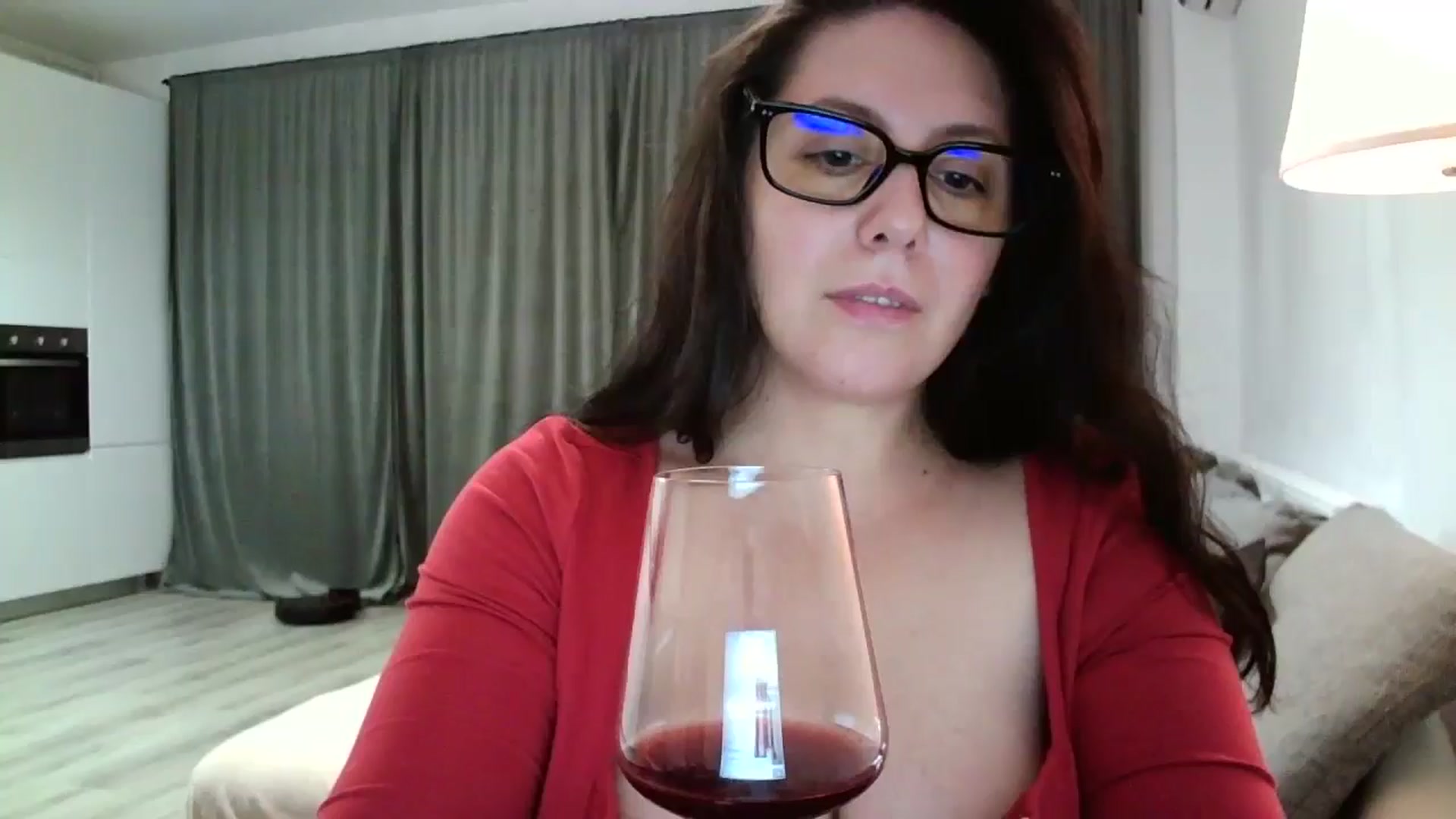 Gallery image thumbnail from SILKYWOMAN's myfreecams stream on, 10/13/2024, 19:14 image 4 of 20