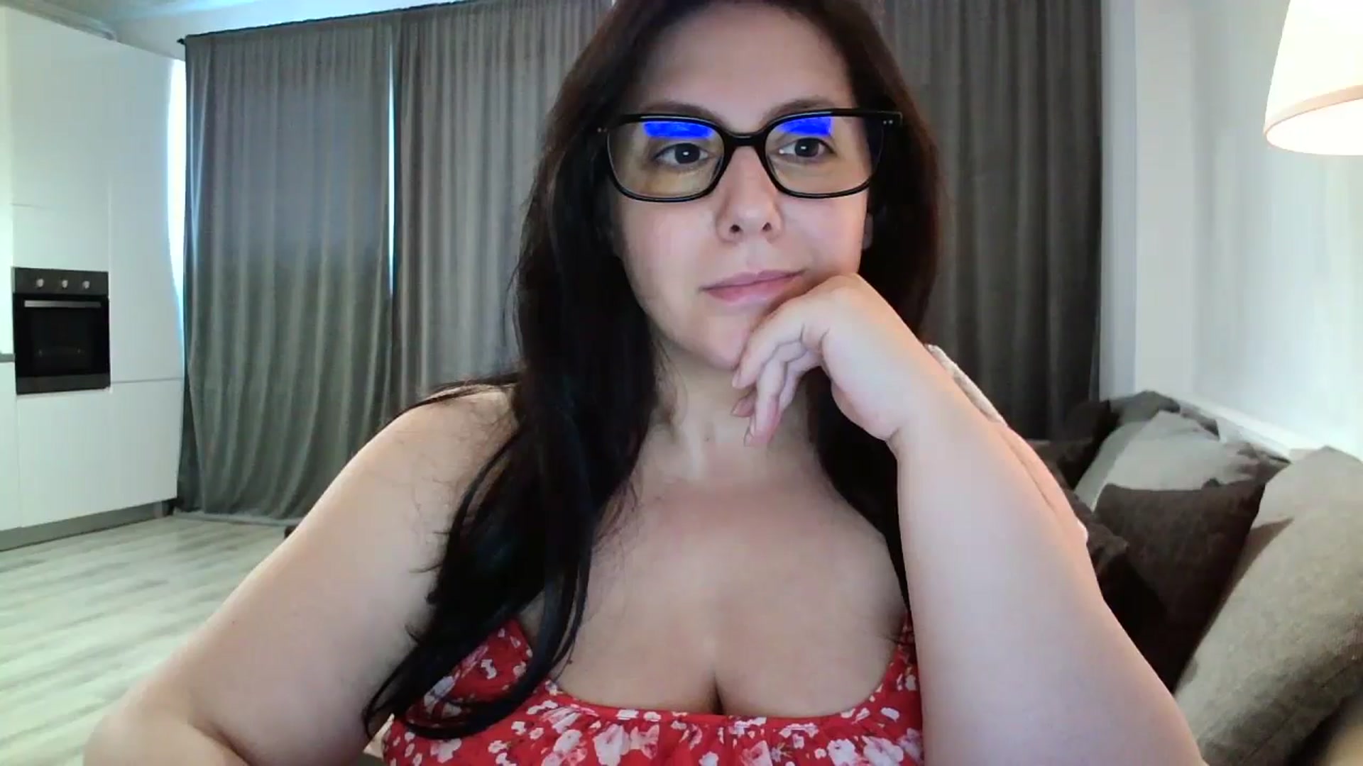 Gallery image thumbnail from SILKYWOMAN's myfreecams stream on, 10/14/2024, 14:42 image 6 of 20