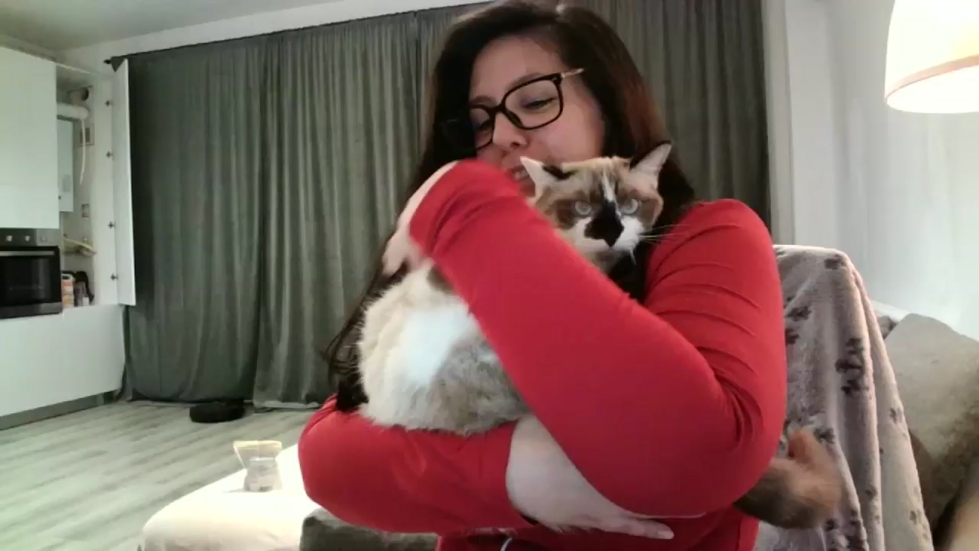 Gallery image thumbnail from SILKYWOMAN's myfreecams stream on, 10/19/2024, 19:44 image 14 of 20
