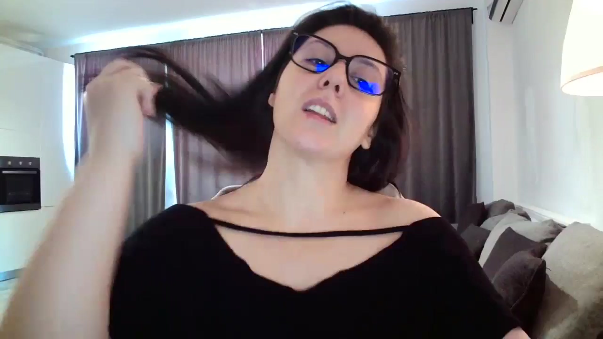 Gallery image thumbnail from SILKYWOMAN's myfreecams stream on, 10/20/2024, 11:00 image 1 of 20