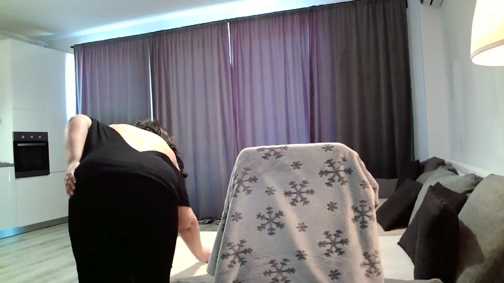 Gallery image thumbnail from SILKYWOMAN's myfreecams stream on, 10/20/2024, 12:13 image 17 of 20