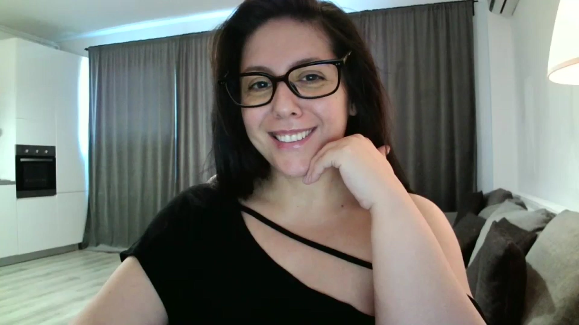 Gallery image thumbnail from SILKYWOMAN's myfreecams stream on, 10/20/2024, 14:26 image 10 of 20