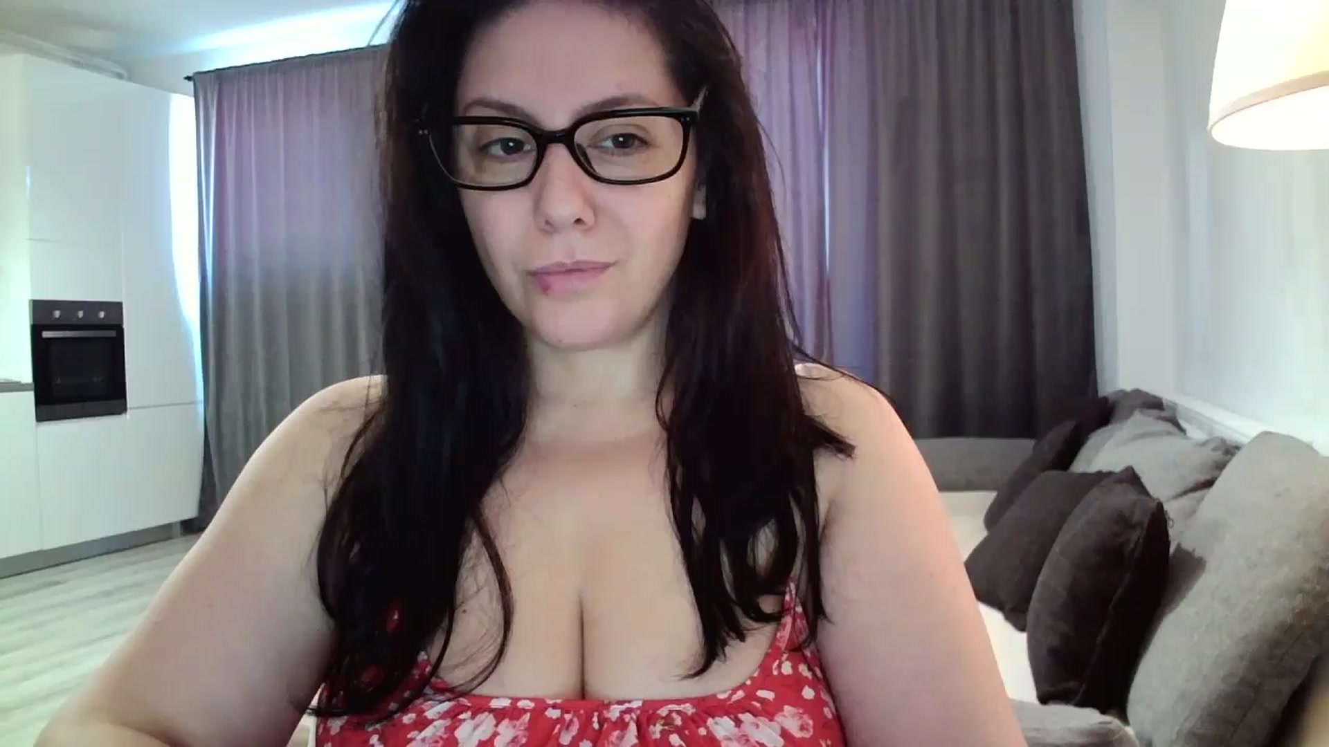 Gallery image thumbnail from SILKYWOMAN's myfreecams stream on, 10/21/2024, 11:00 image 1 of 20