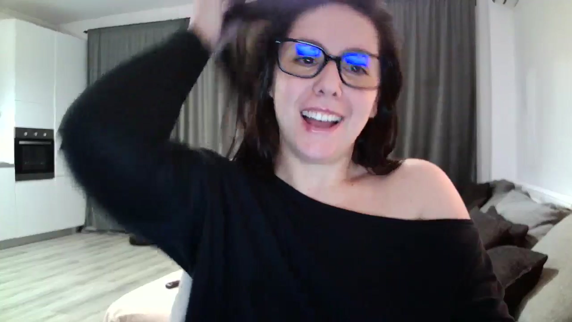 Gallery image thumbnail from SILKYWOMAN's myfreecams stream on, 10/22/2024, 18:37 image 2 of 20
