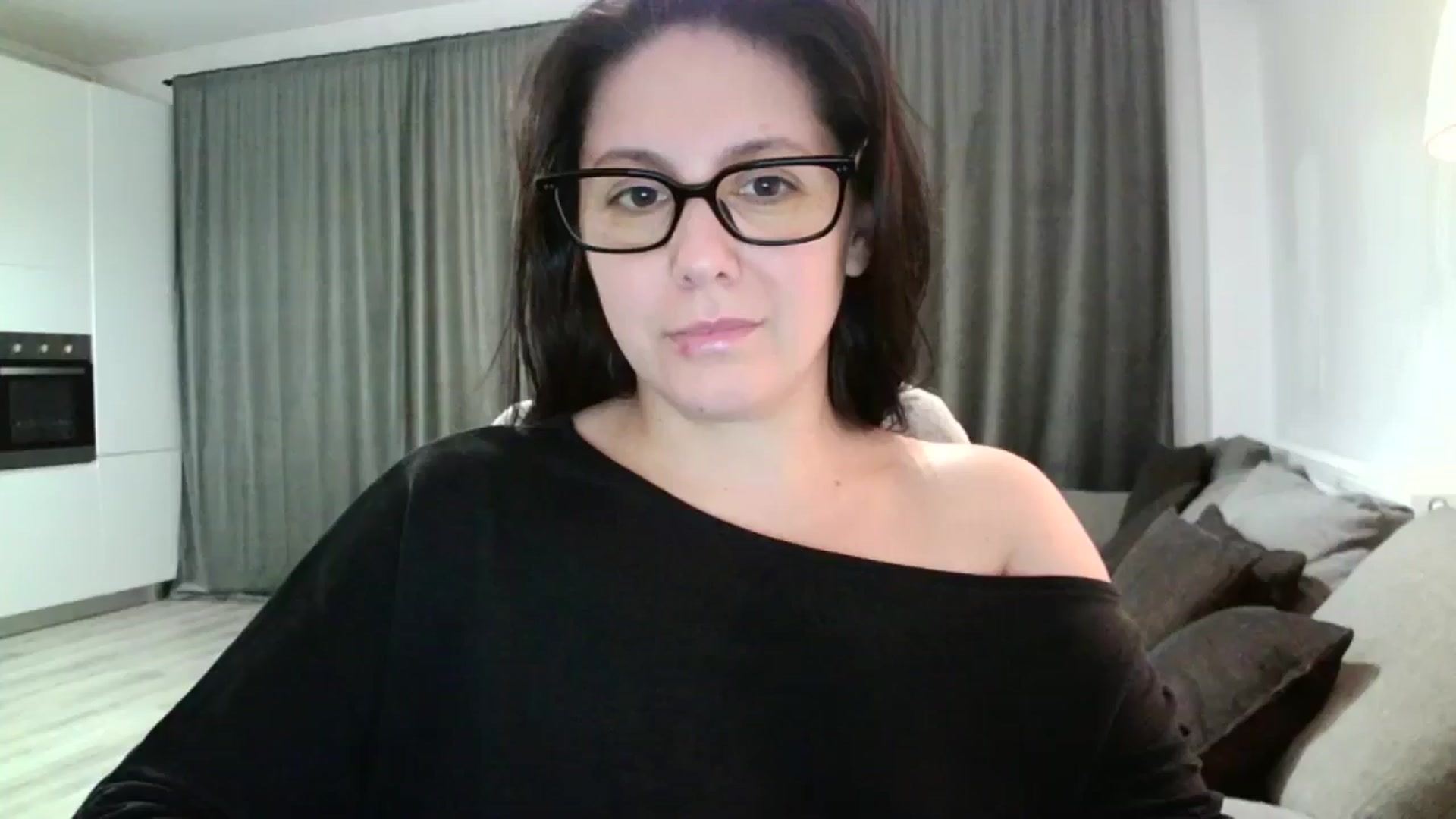 Gallery image thumbnail from SILKYWOMAN's myfreecams stream on, 10/22/2024, 18:37 image 20 of 20