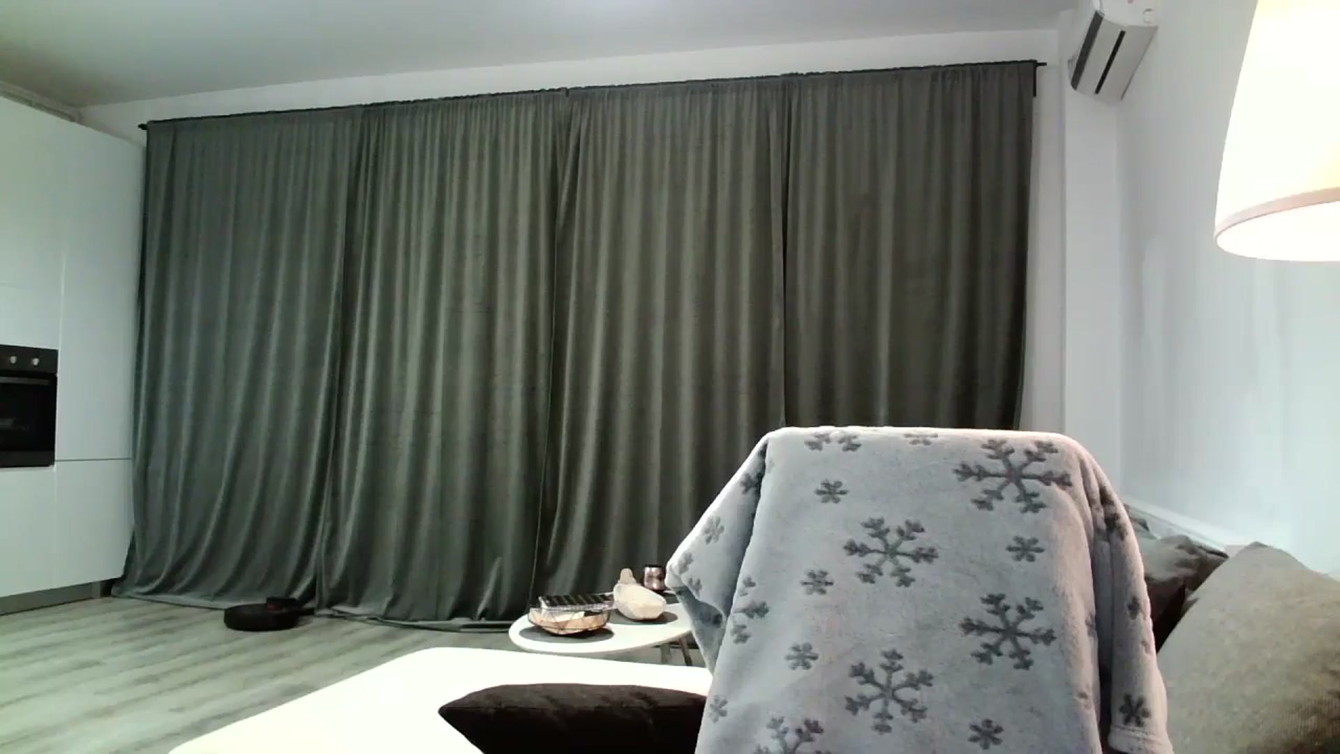 Gallery image thumbnail from SILKYWOMAN's myfreecams stream on, 10/27/2024, 16:34 image 8 of 20