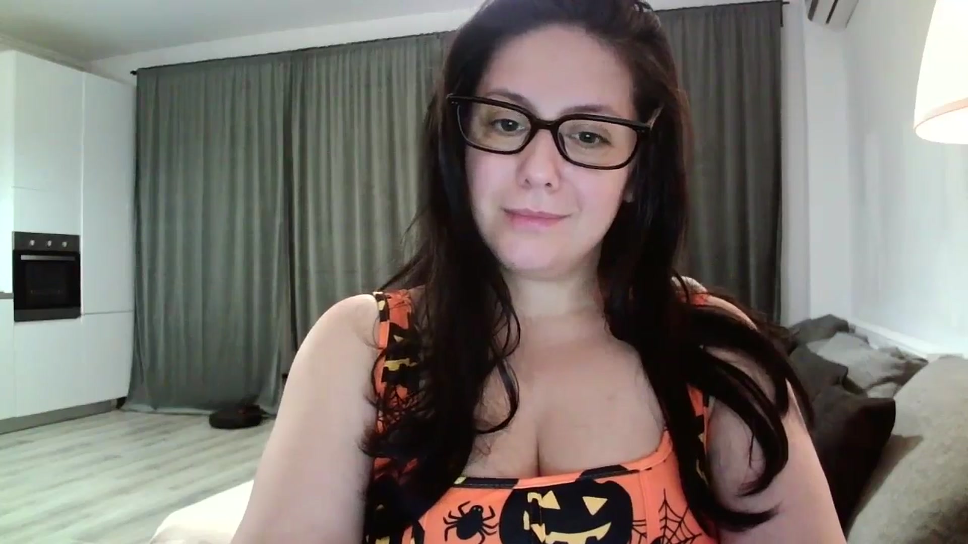 Gallery image thumbnail from SILKYWOMAN's myfreecams stream on, 10/28/2024, 16:08 image 11 of 20