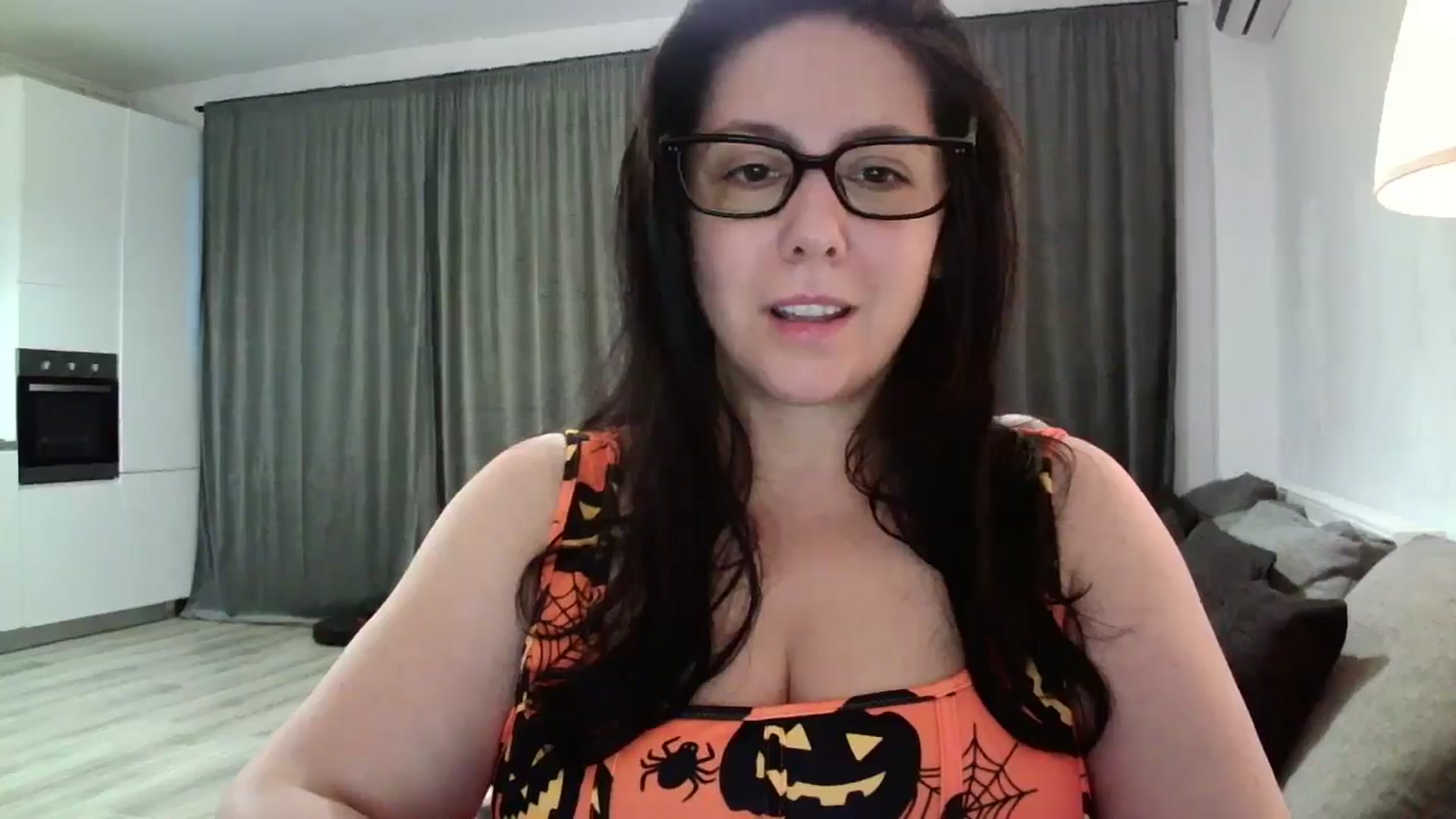 Gallery image thumbnail from SILKYWOMAN's myfreecams stream on, 10/28/2024, 16:08 image 6 of 20