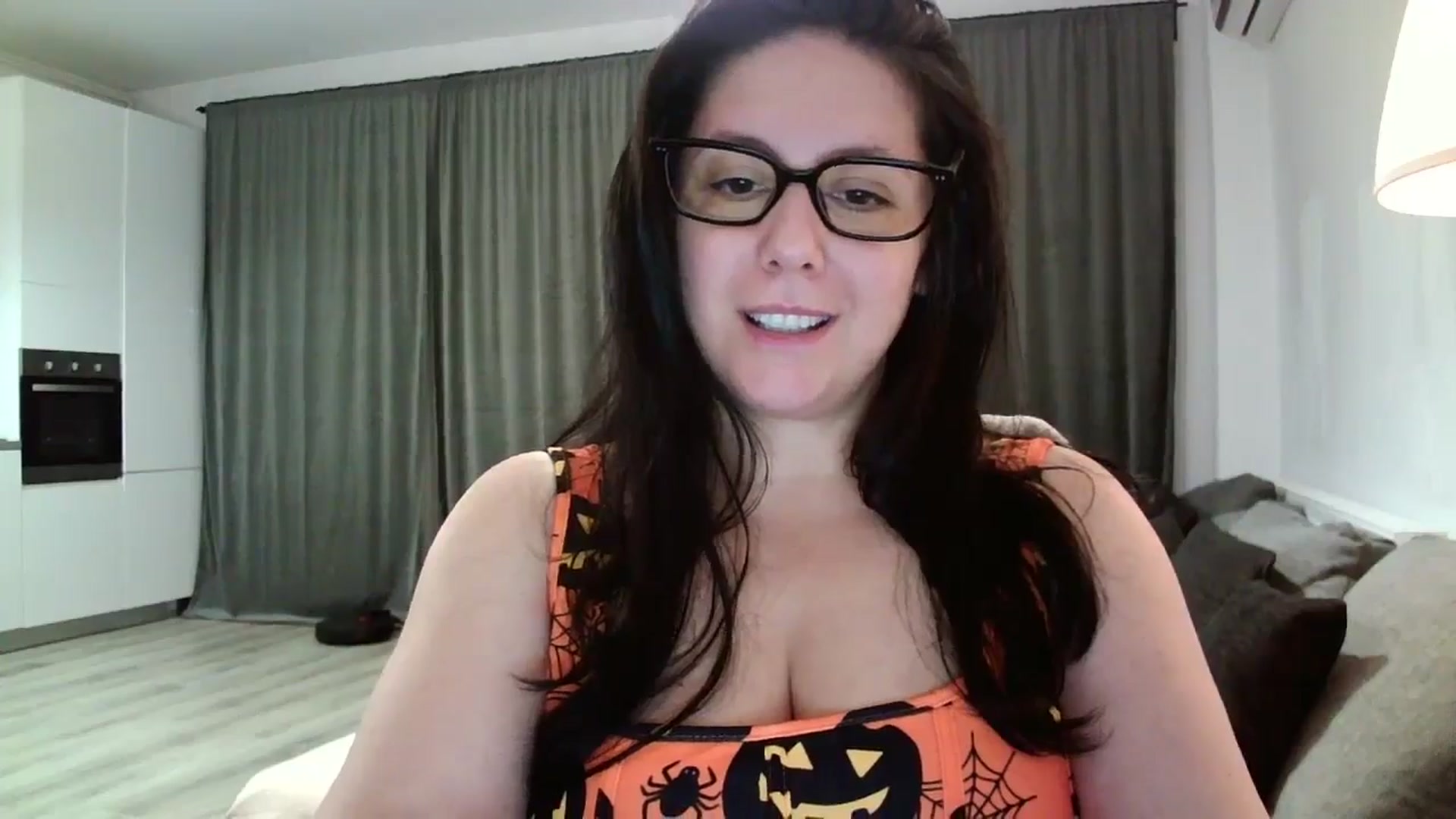 Gallery image thumbnail from SILKYWOMAN's myfreecams stream on, 10/28/2024, 16:08 image 12 of 20