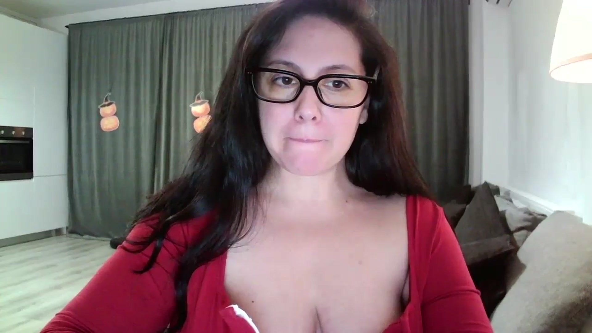 Gallery image thumbnail from SILKYWOMAN's myfreecams stream on, 10/29/2024, 19:12 image 10 of 20