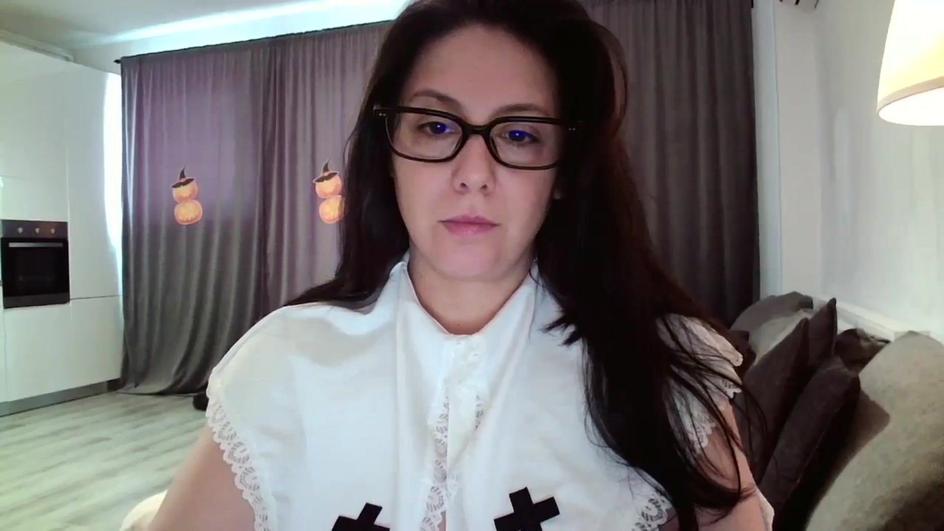 Gallery image thumbnail from SILKYWOMAN's myfreecams stream on, 10/31/2024, 08:21 image 6 of 20