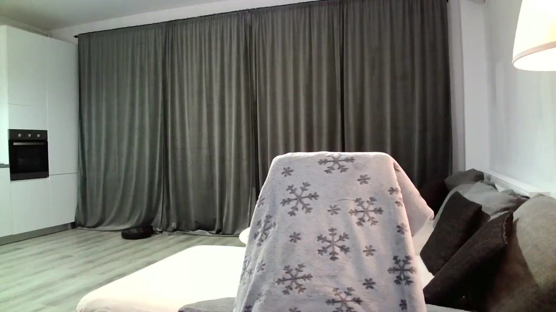 Gallery image thumbnail from SILKYWOMAN's myfreecams stream on, 11/01/2024, 17:00 image 3 of 20