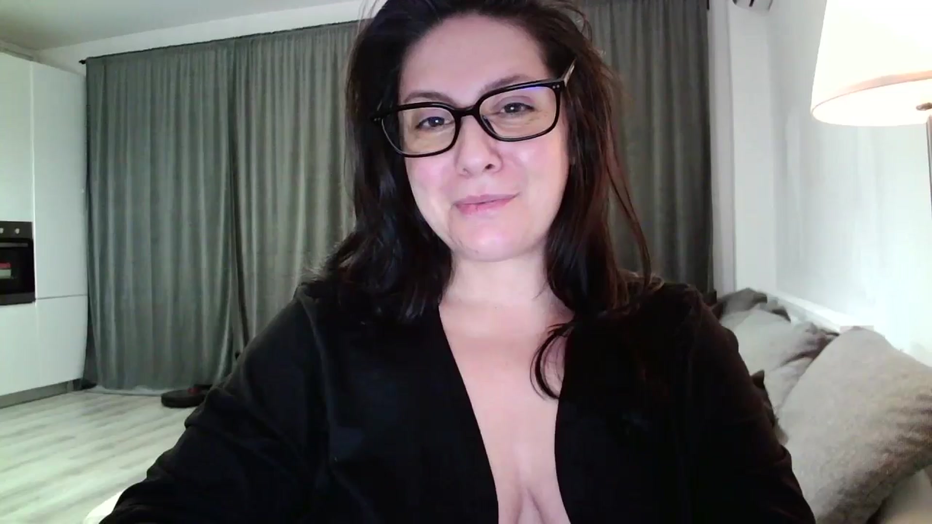Gallery image thumbnail from SILKYWOMAN's myfreecams stream on, 11/07/2024, 15:48 image 17 of 20