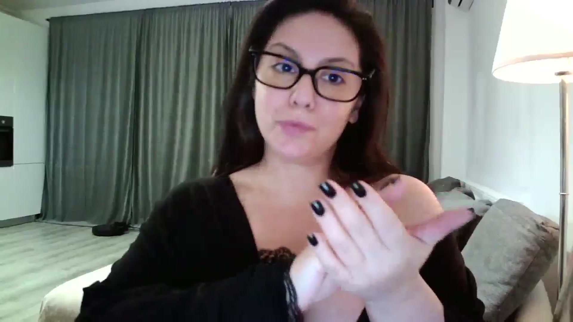 Gallery image thumbnail from SILKYWOMAN's myfreecams stream on, 11/10/2024, 18:55 image 18 of 20
