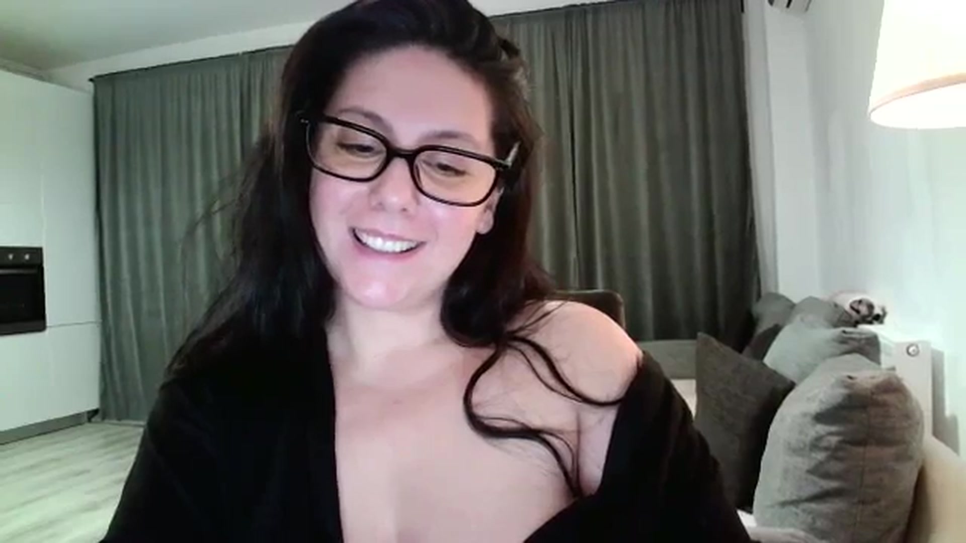 Gallery image thumbnail from SILKYWOMAN's myfreecams stream on, 11/15/2024, 18:36 image 20 of 20