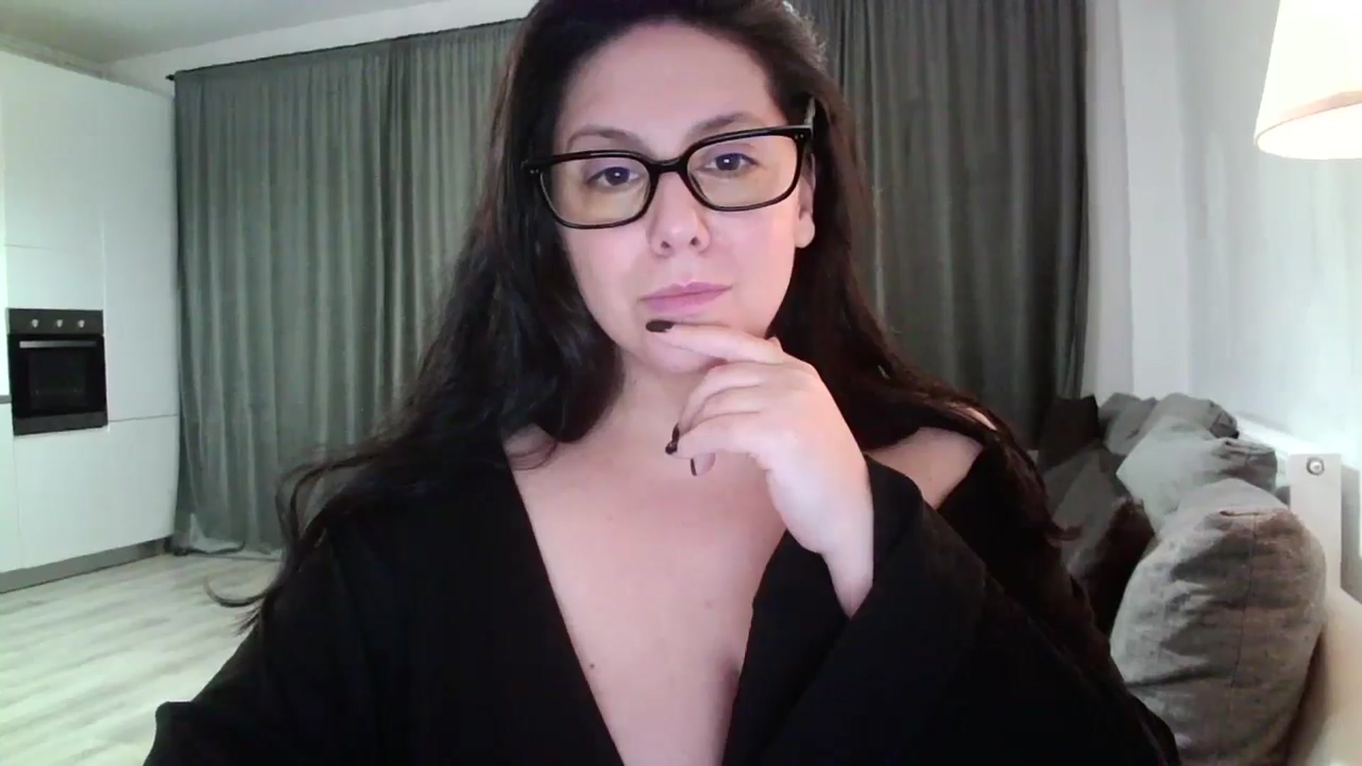 Gallery image thumbnail from SILKYWOMAN's myfreecams stream on, 11/17/2024, 17:09 image 18 of 20