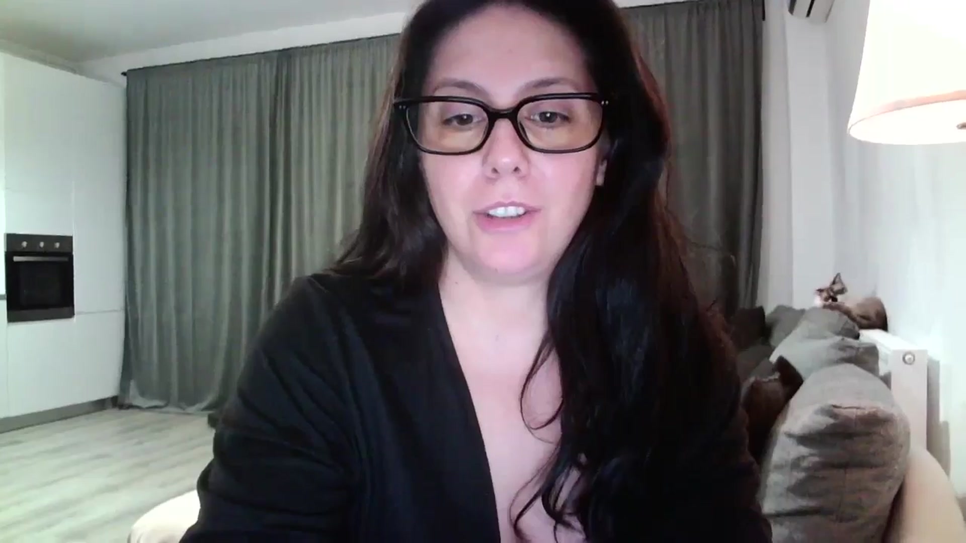 Gallery image thumbnail from SILKYWOMAN's myfreecams stream on, 11/17/2024, 20:36 image 15 of 20