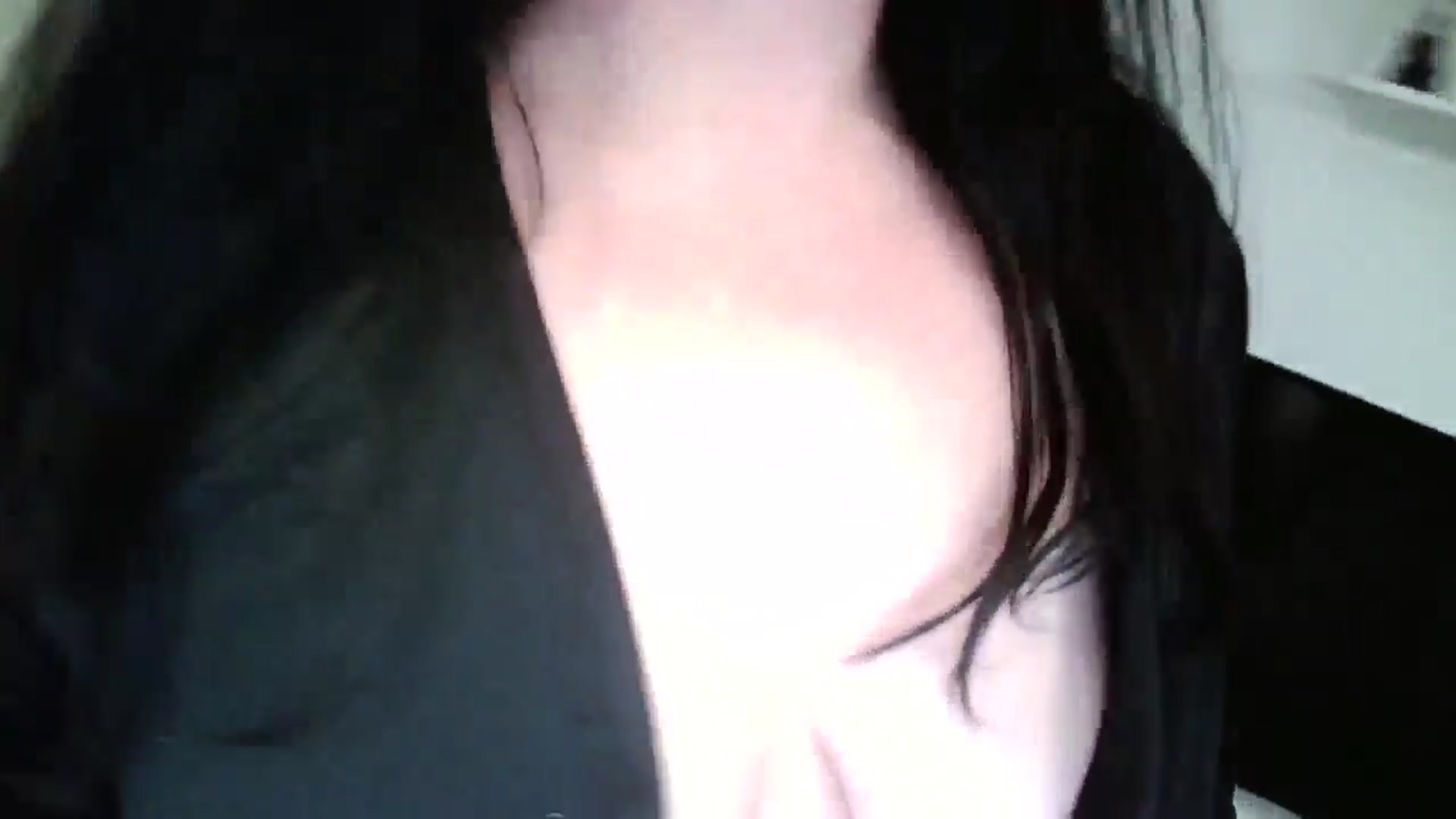 Gallery image thumbnail from SILKYWOMAN's myfreecams stream on, 11/17/2024, 20:36 image 12 of 20