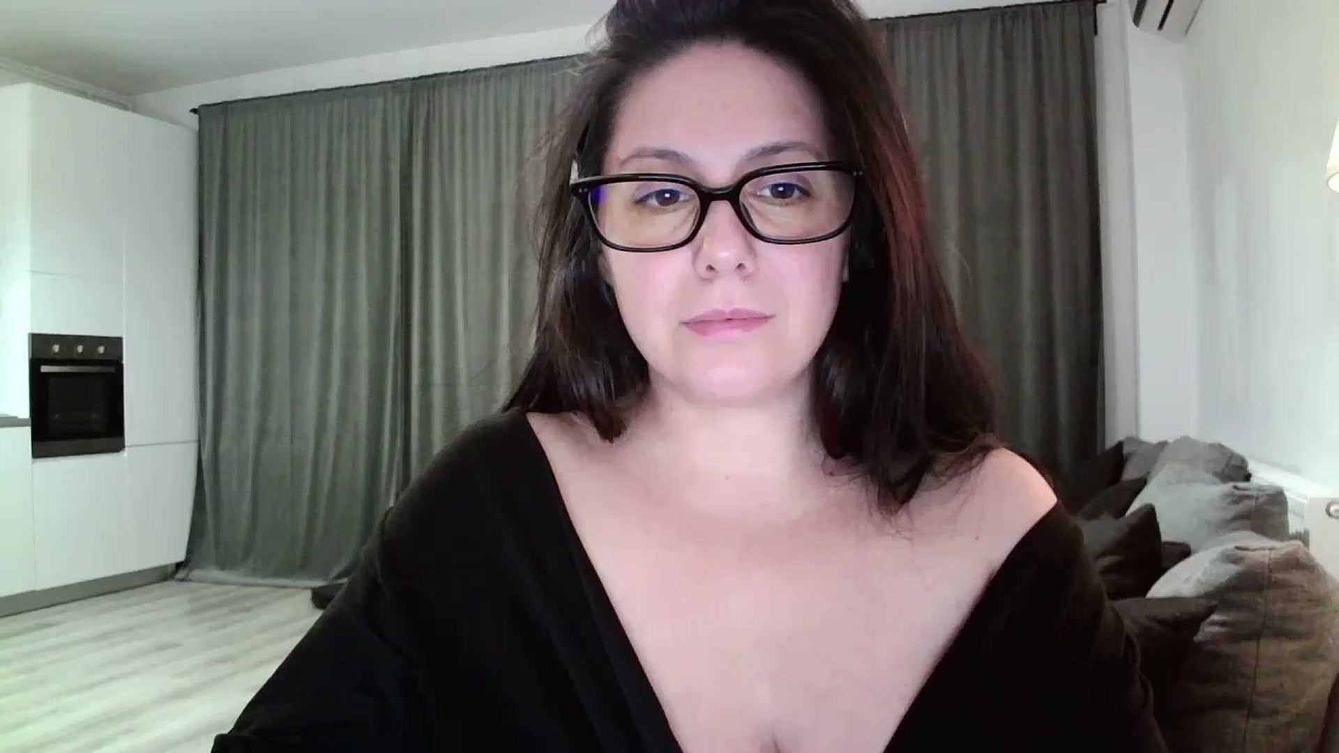 Gallery image thumbnail from SILKYWOMAN's myfreecams stream on, 11/22/2024, 17:50 image 20 of 20