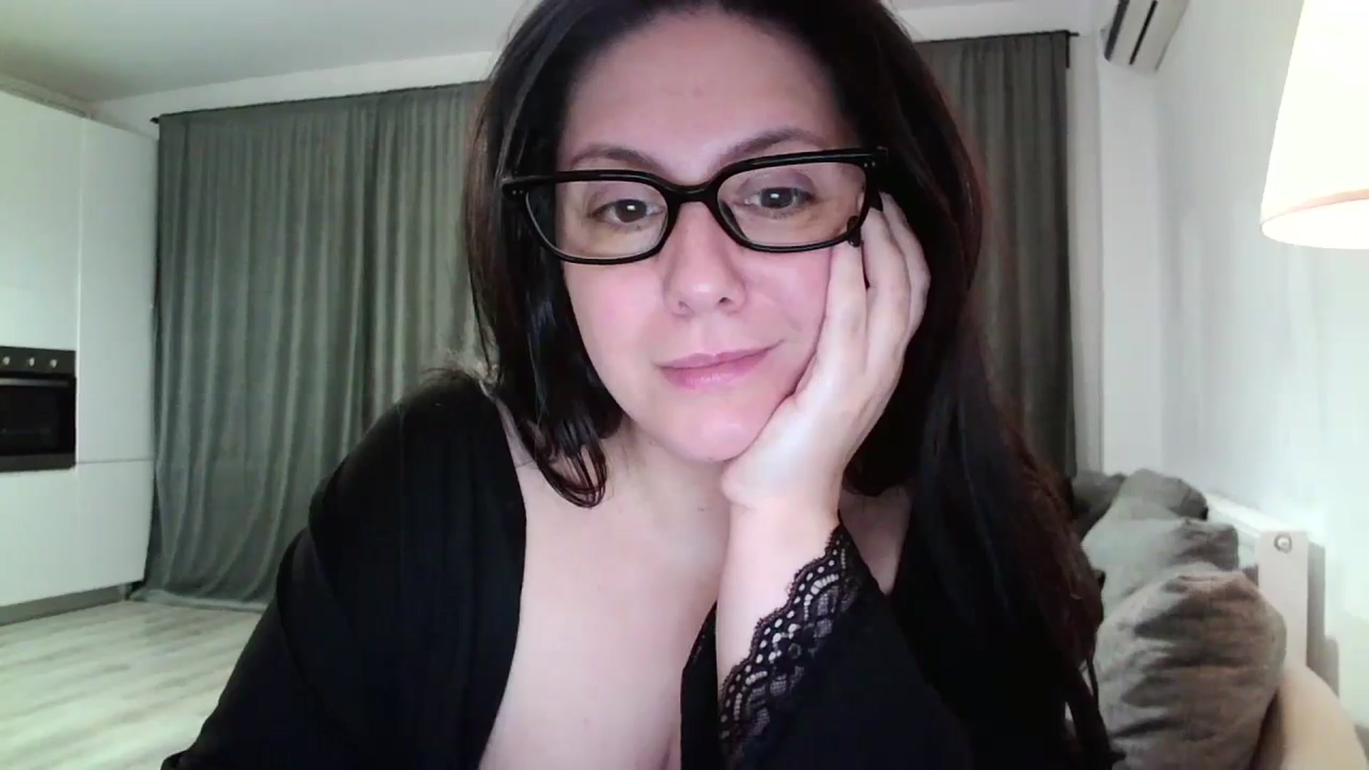 Gallery image thumbnail from SILKYWOMAN's myfreecams stream on, 11/23/2024, 15:49 image 19 of 20
