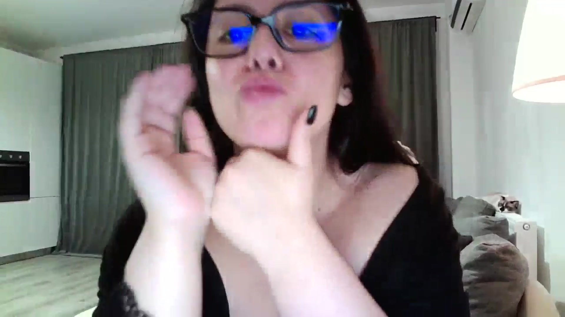 Gallery image thumbnail from SILKYWOMAN's myfreecams stream on, 11/24/2024, 22:43 image 4 of 20