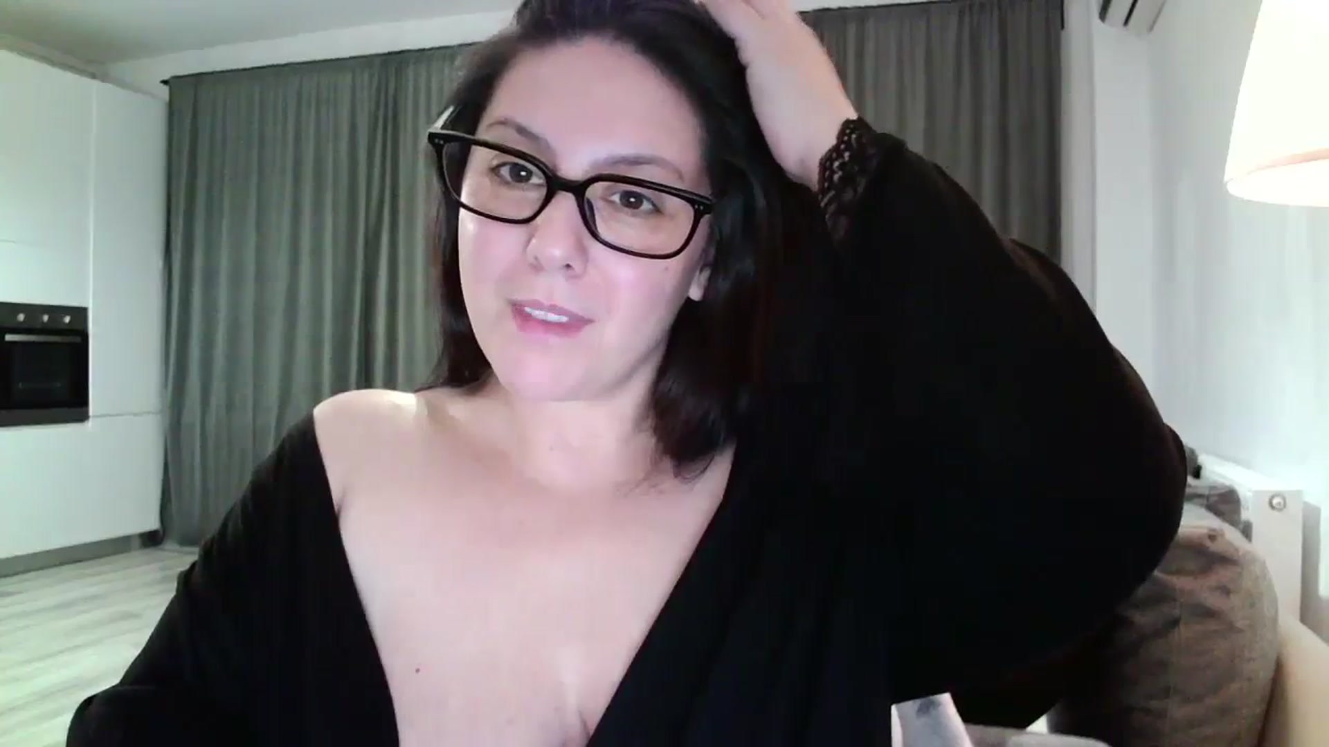 Gallery image thumbnail from SILKYWOMAN's myfreecams stream on, 12/06/2024, 15:28 image 19 of 20