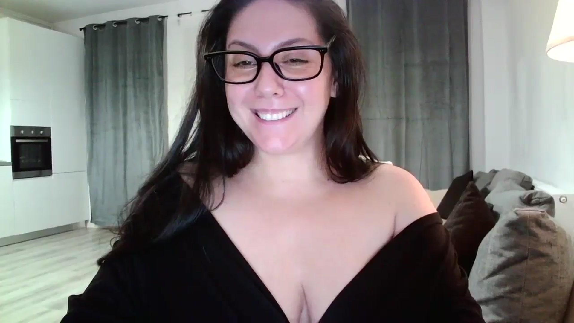 Gallery image thumbnail from SILKYWOMAN's myfreecams stream on, 12/09/2024, 18:22 image 19 of 20