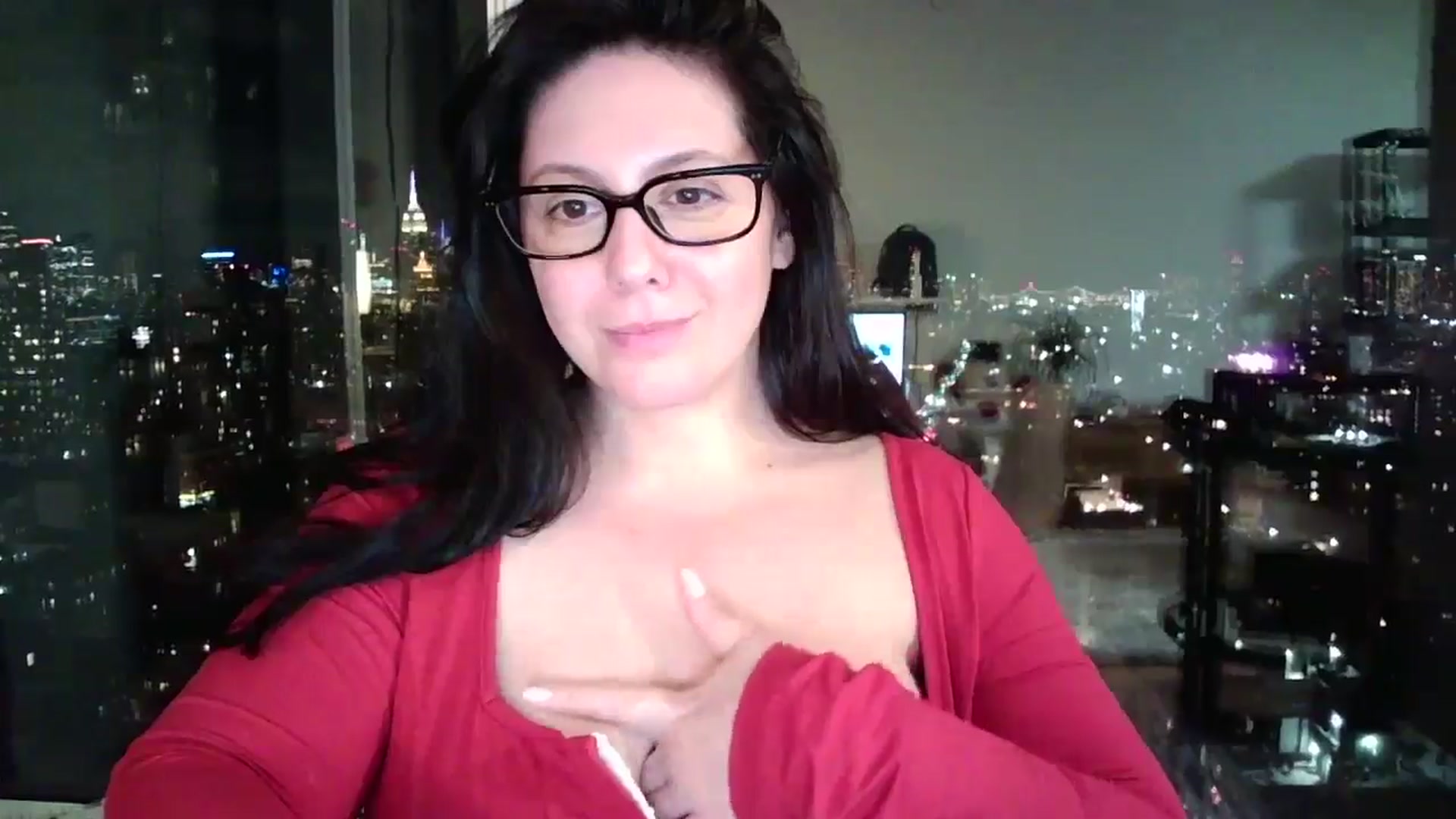 Gallery image thumbnail from SILKYWOMAN's myfreecams stream on, 12/22/2024, 01:40 image 20 of 20