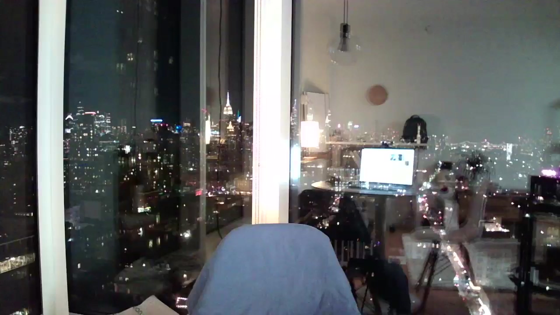 Gallery image thumbnail from SILKYWOMAN's myfreecams stream on, 12/22/2024, 01:40 image 9 of 20