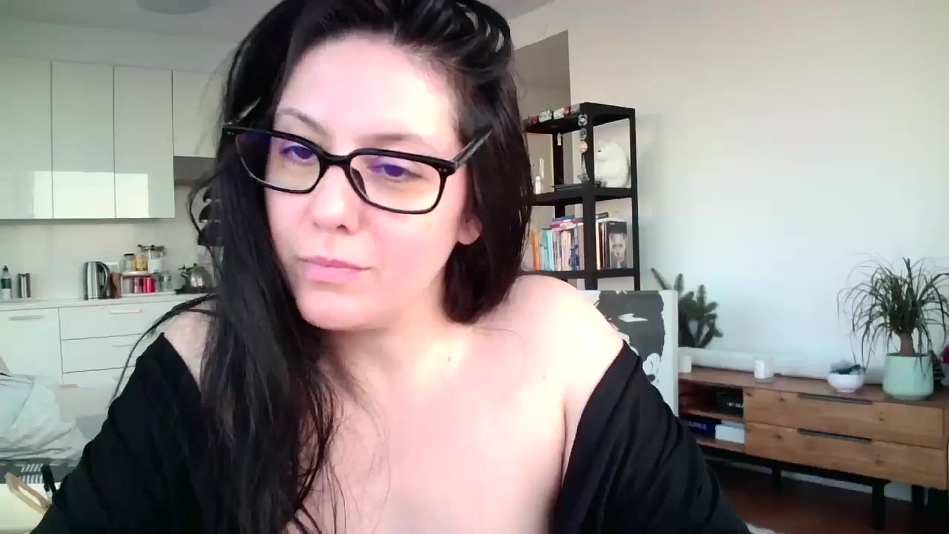 Gallery image thumbnail from SILKYWOMAN's myfreecams stream on, 12/23/2024, 20:55 image 20 of 20