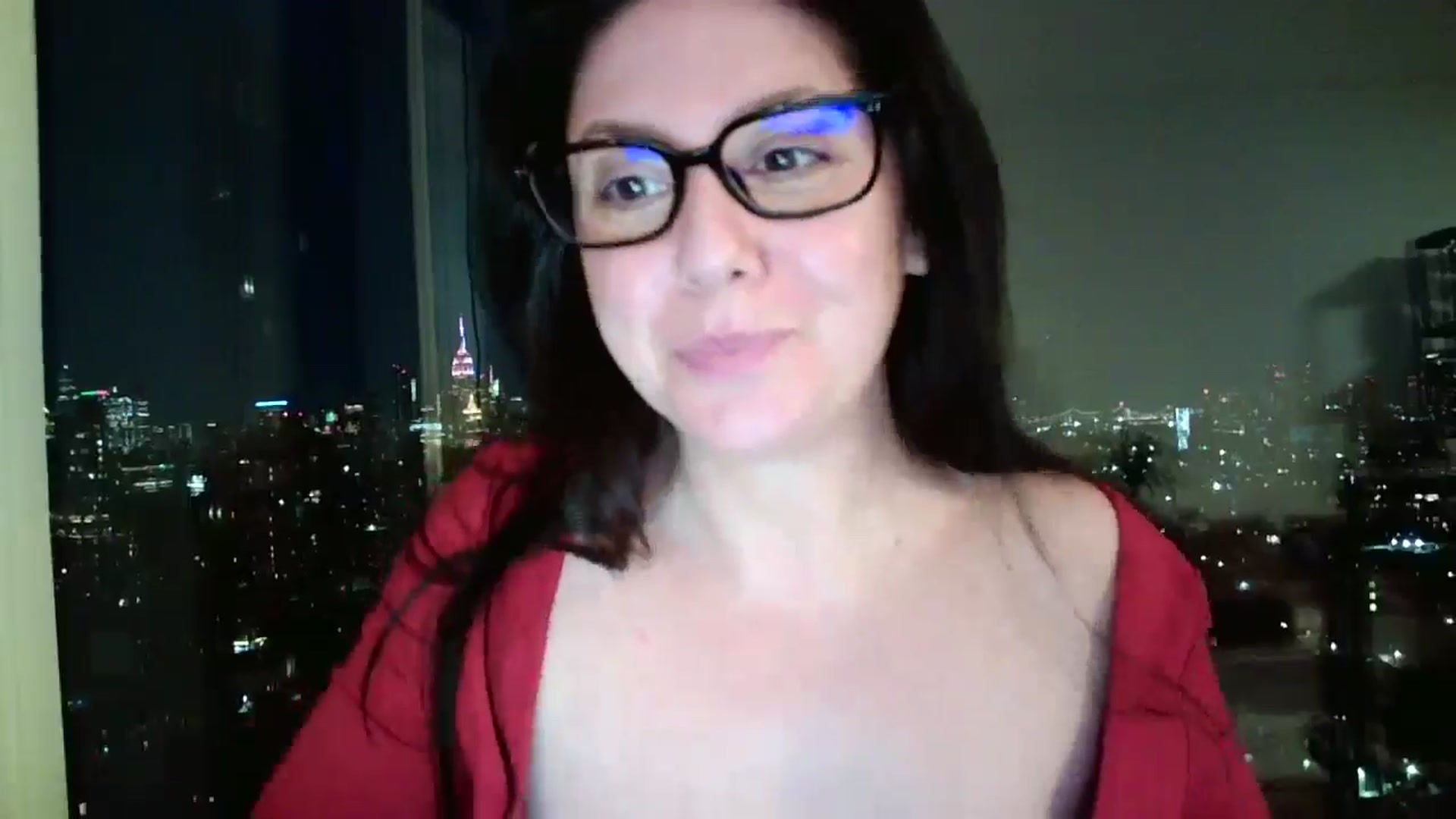 Gallery image thumbnail from SILKYWOMAN's myfreecams stream on, 12/25/2024, 22:40 image 12 of 20