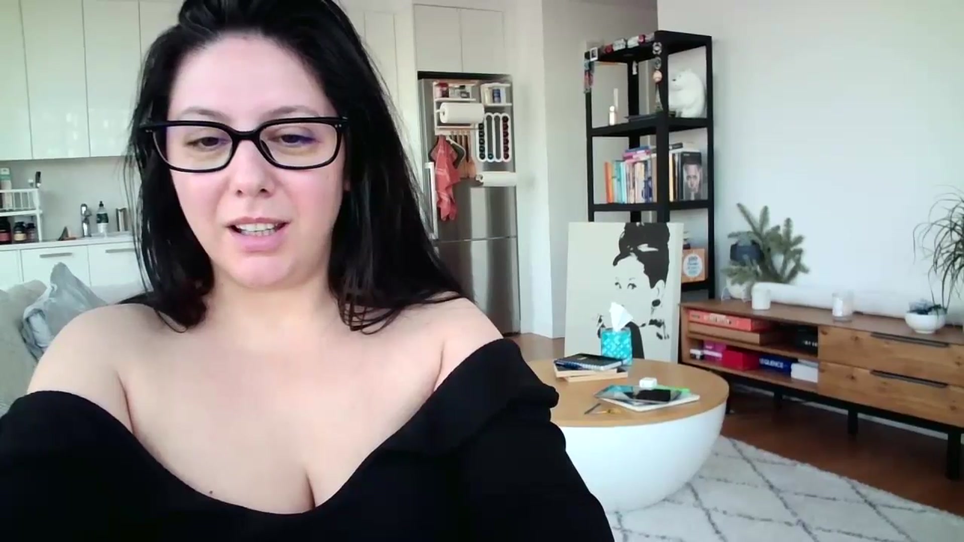 Gallery image thumbnail from SILKYWOMAN's myfreecams stream on, 12/27/2024, 15:56 image 13 of 20