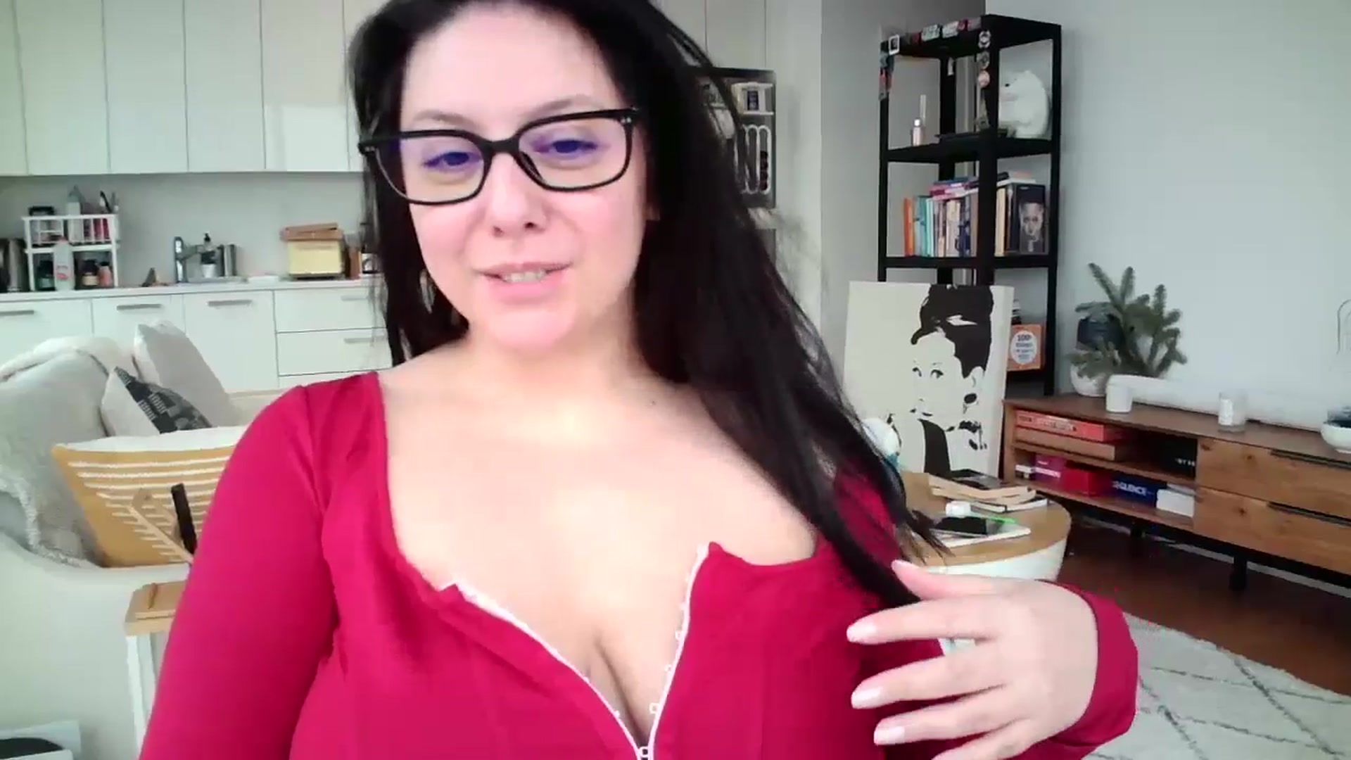 Gallery image thumbnail from SILKYWOMAN's myfreecams stream on, 12/28/2024, 17:43 image 3 of 20