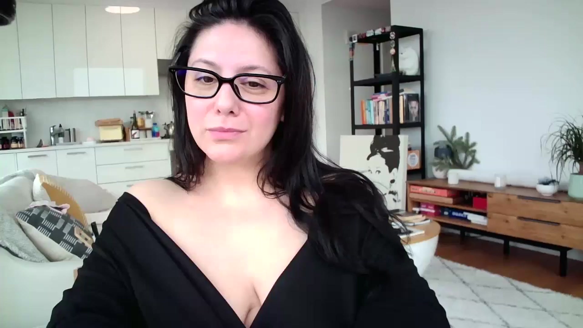 Gallery image thumbnail from SILKYWOMAN's myfreecams stream on, 12/29/2024, 14:45 image 18 of 20