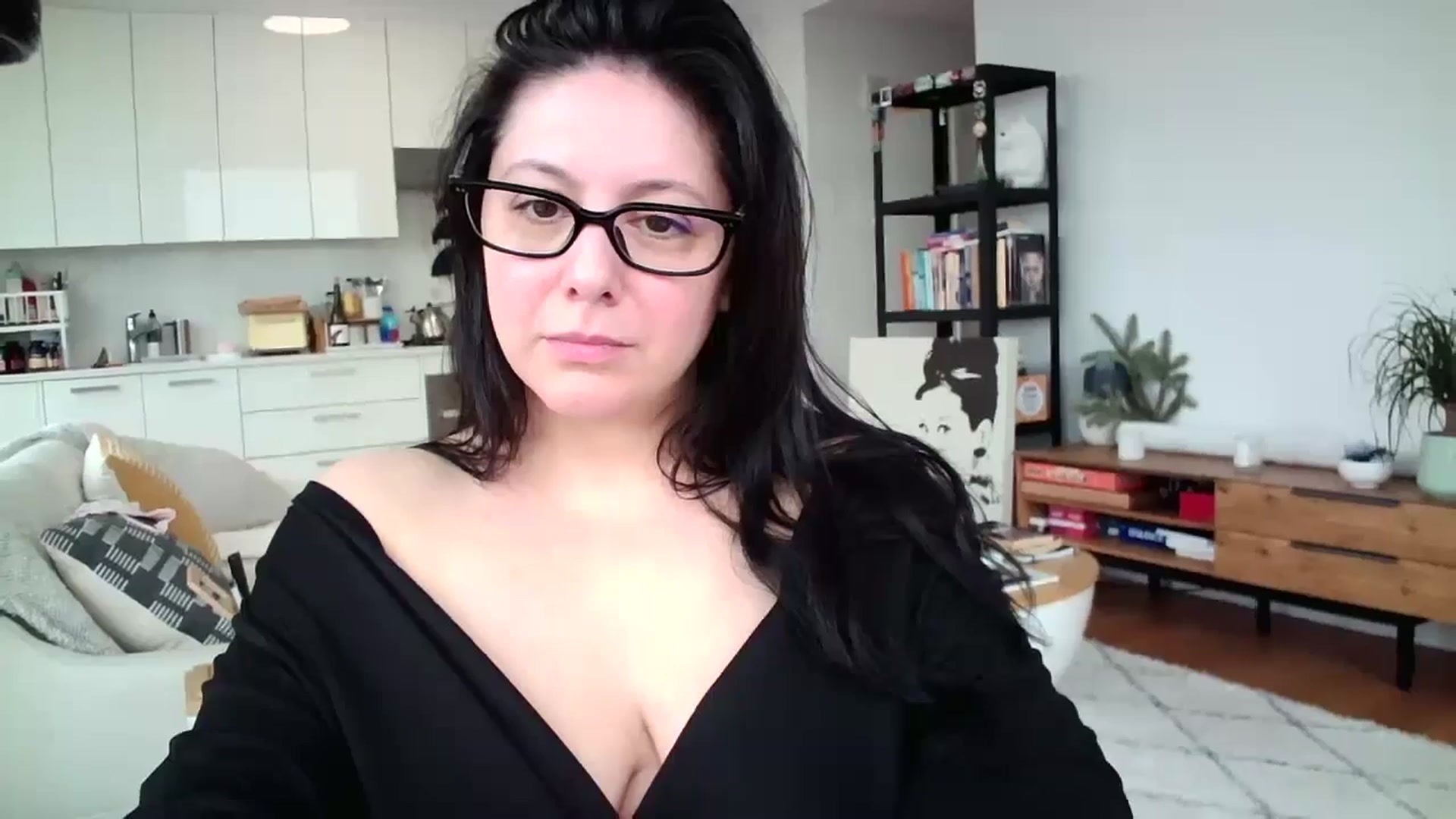 Gallery image thumbnail from SILKYWOMAN's myfreecams stream on, 12/29/2024, 14:45 image 19 of 20