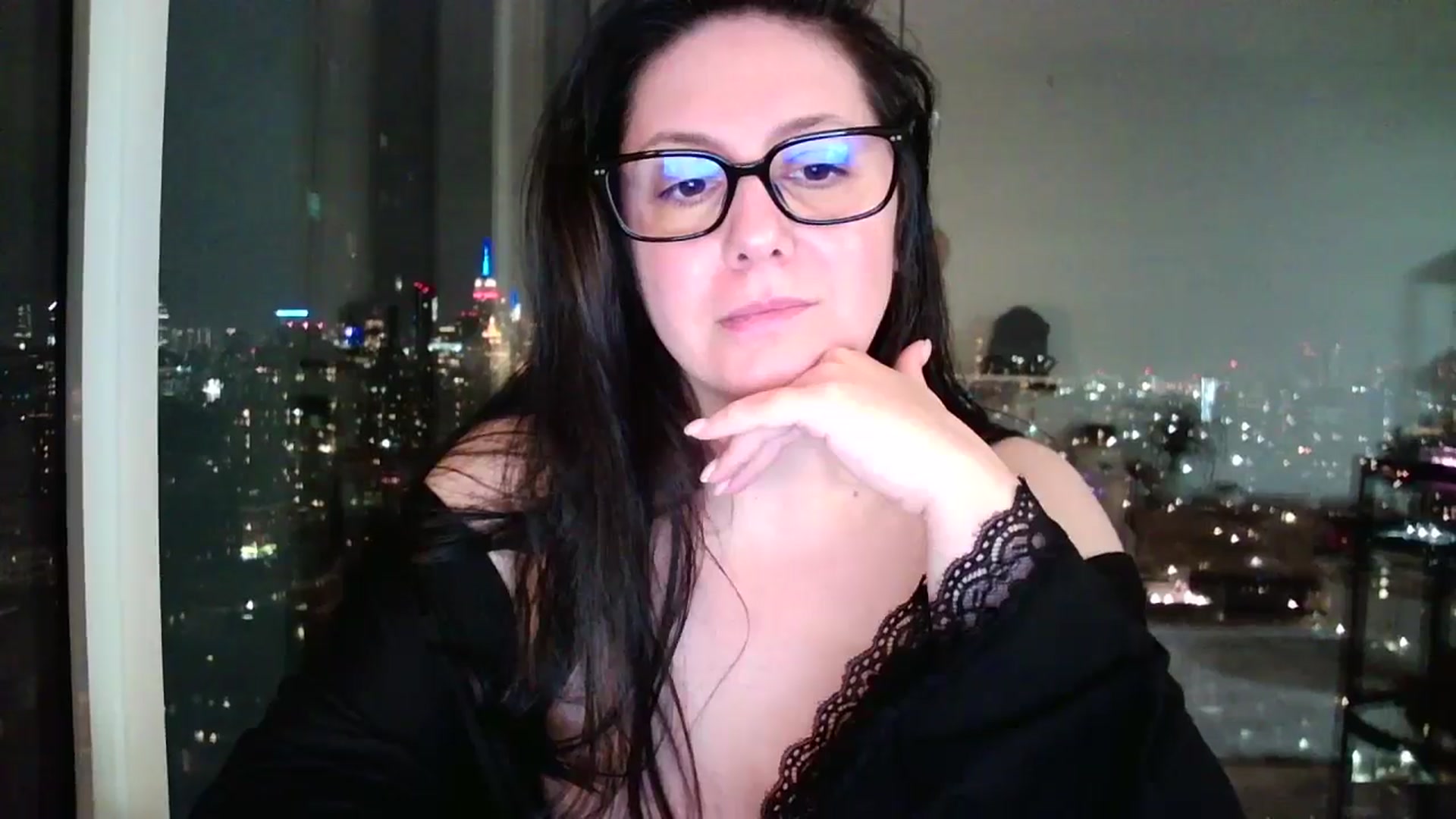 Gallery image thumbnail from SILKYWOMAN's myfreecams stream on, 12/29/2024, 23:58 image 20 of 20