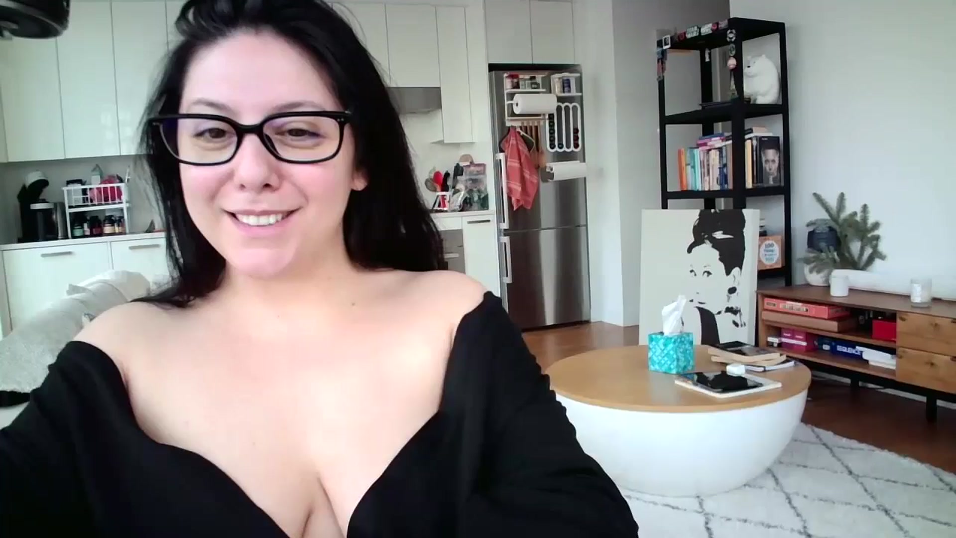 Gallery image thumbnail from SILKYWOMAN's myfreecams stream on, 12/30/2024, 14:30 image 1 of 20