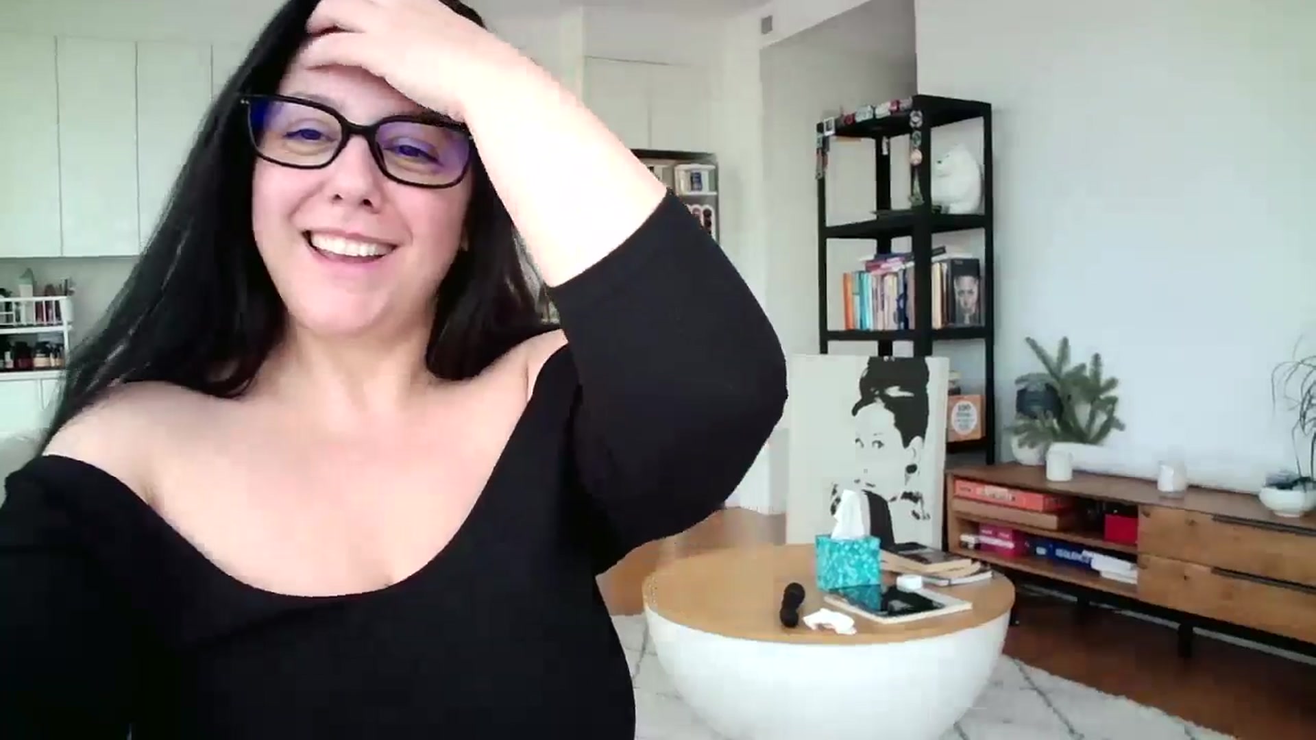 Gallery image thumbnail from SILKYWOMAN's myfreecams stream on, 12/31/2024, 16:02 image 20 of 20