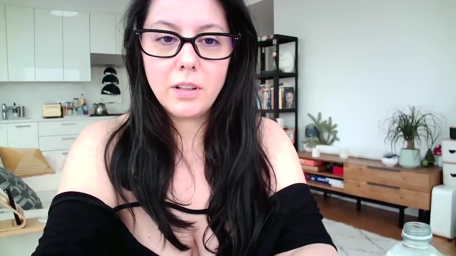 Gallery image thumbnail from SILKYWOMAN's myfreecams stream on, 01/05/2025, 16:28 image 17 of 20