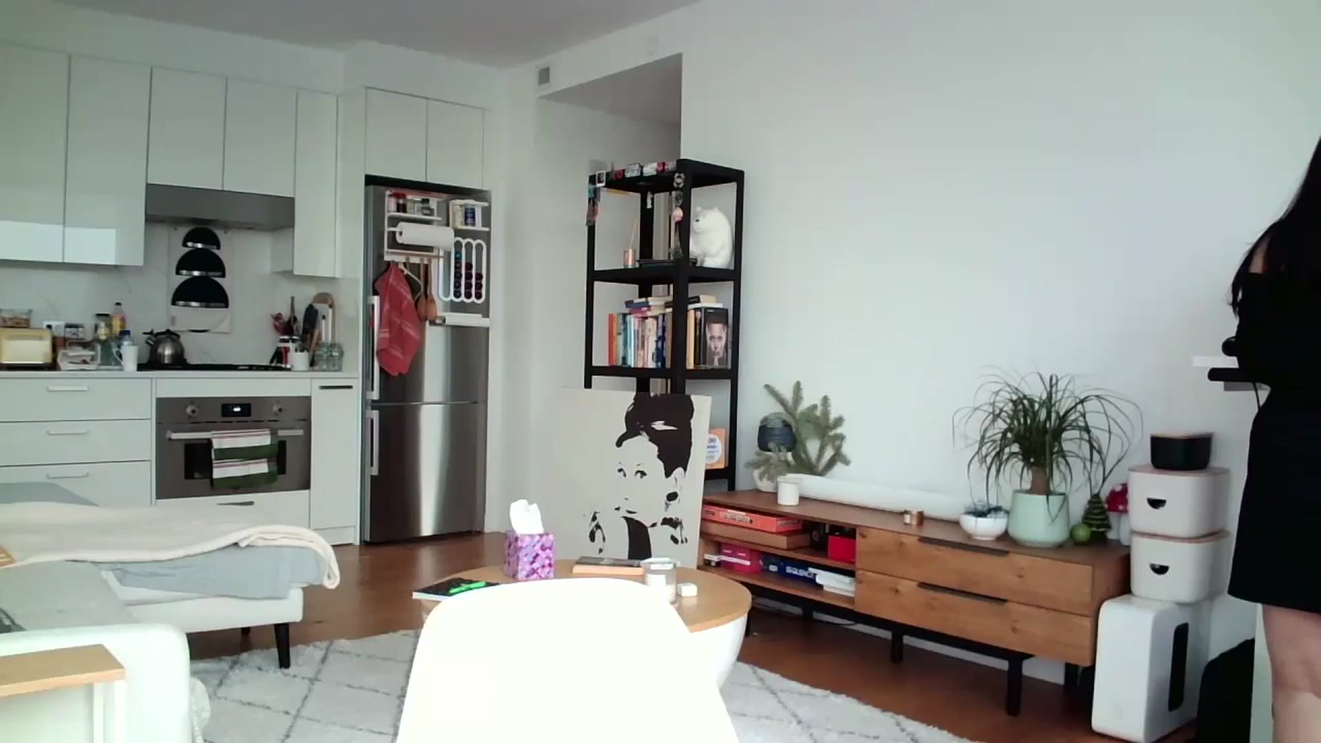 Gallery image thumbnail from SILKYWOMAN's myfreecams stream on, 01/06/2025, 21:08 image 10 of 20
