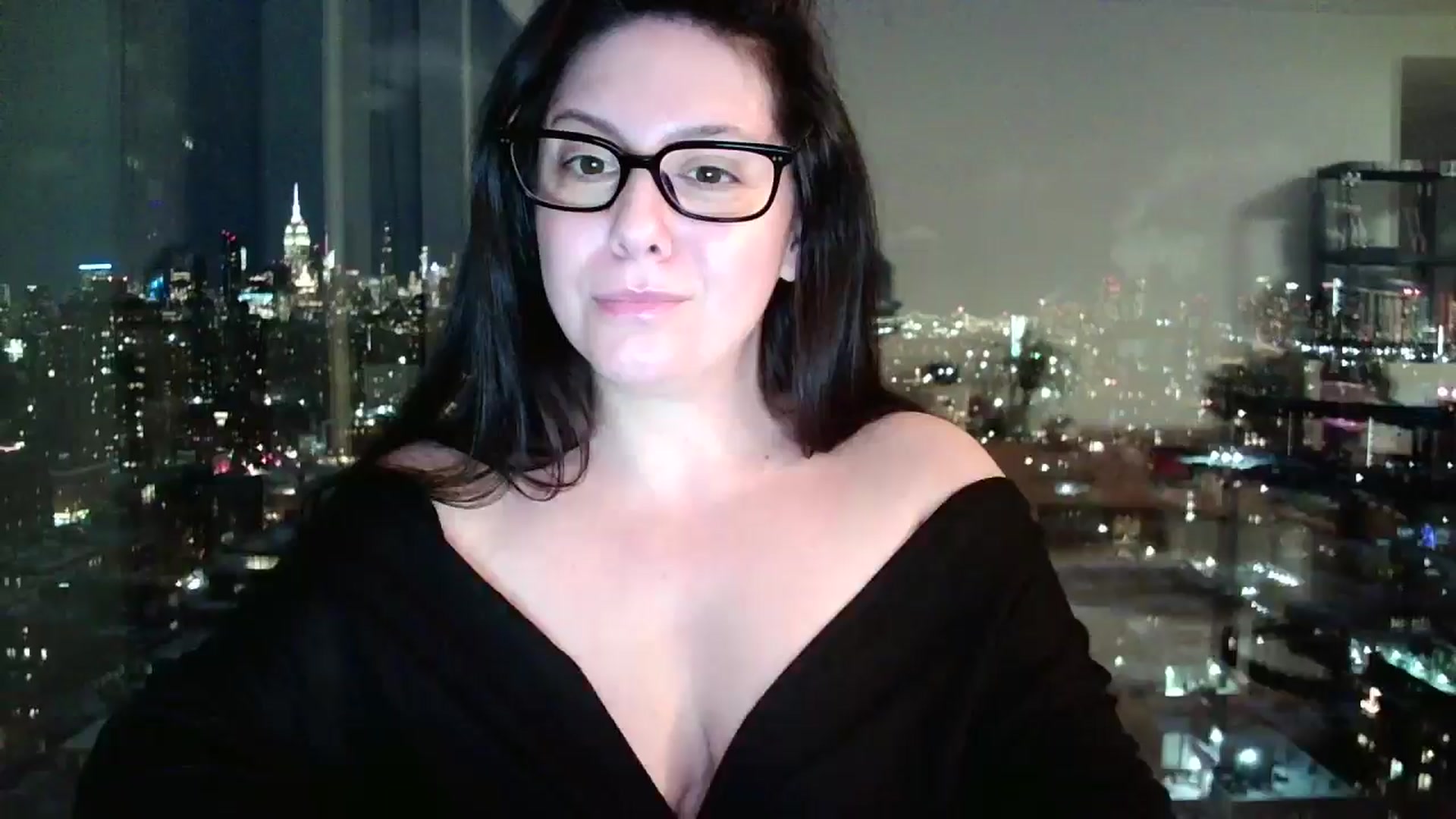 Gallery image thumbnail from SILKYWOMAN's myfreecams stream on, 01/07/2025, 01:06 image 1 of 20