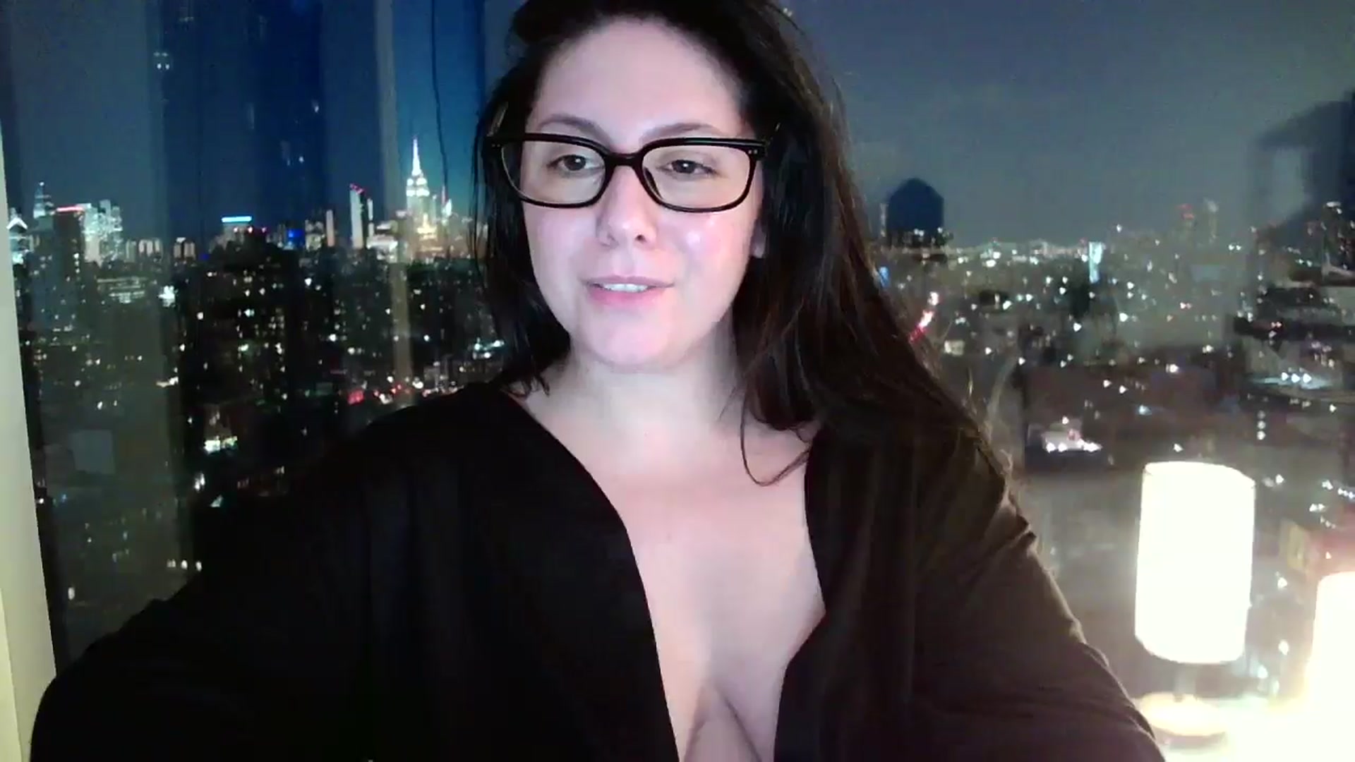 Gallery image thumbnail from SILKYWOMAN's myfreecams stream on, 01/07/2025, 23:37 image 9 of 20