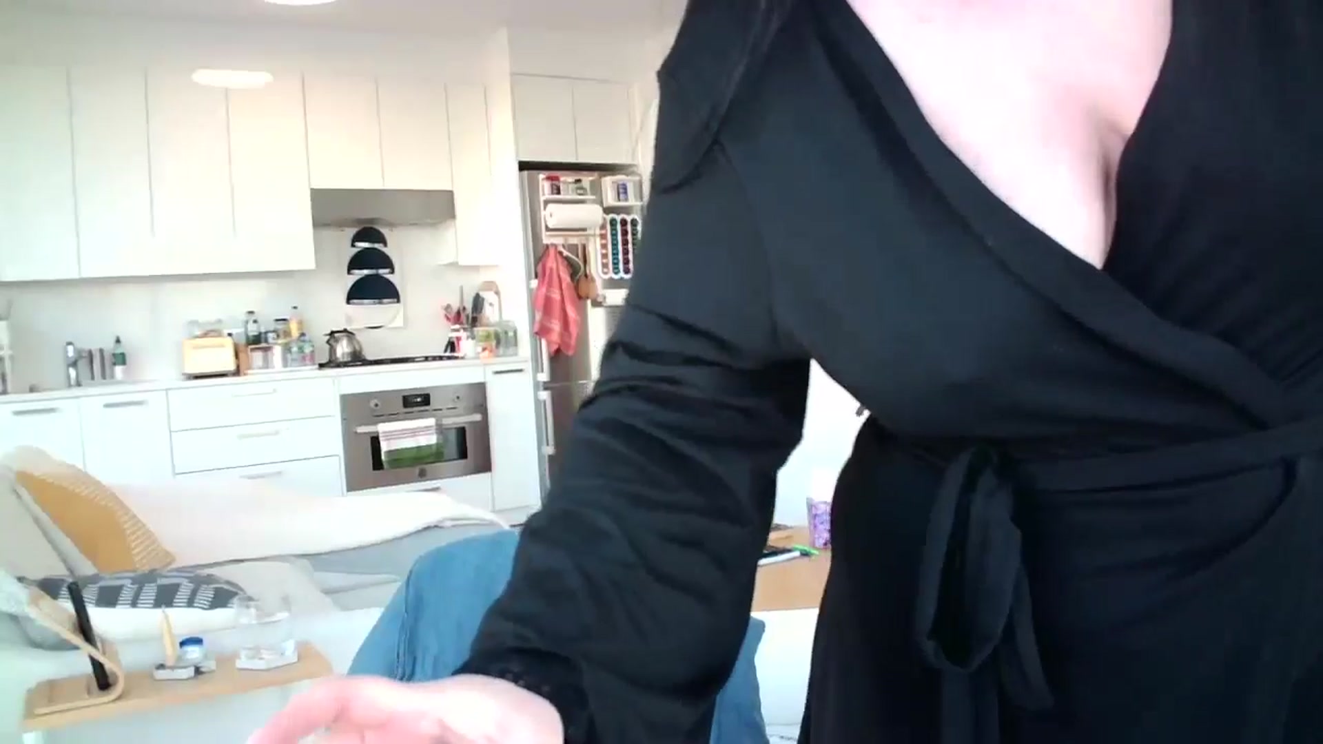 Gallery image thumbnail from SILKYWOMAN's myfreecams stream on, 01/08/2025, 21:36 image 5 of 20