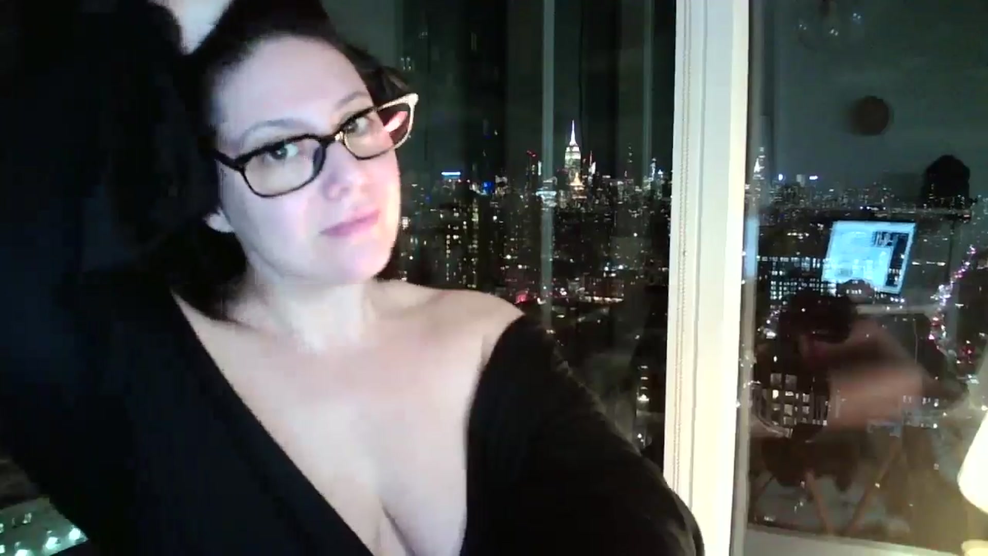 Gallery image thumbnail from SILKYWOMAN's myfreecams stream on, 01/08/2025, 23:55 image 20 of 20