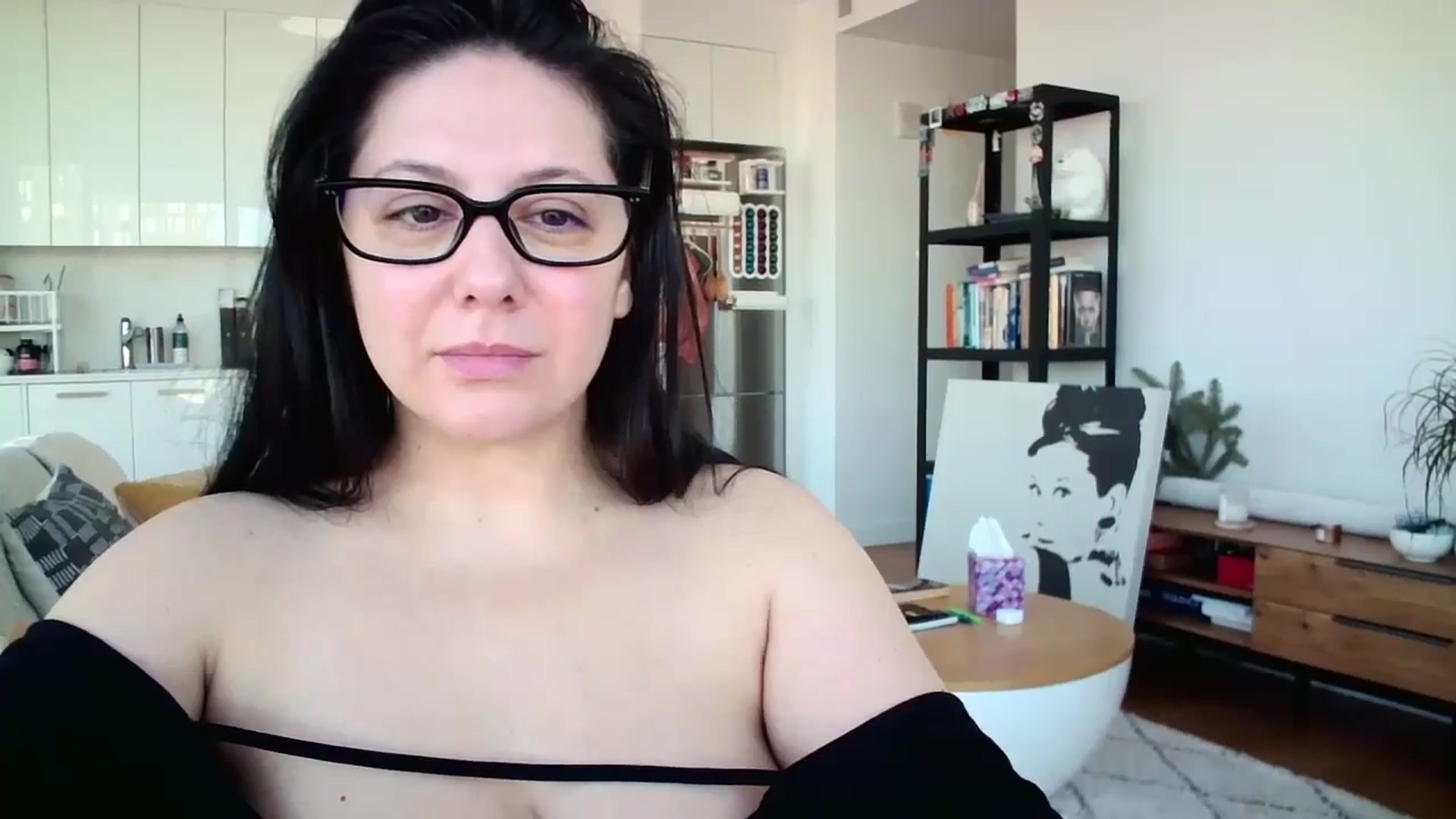 Gallery image thumbnail from SILKYWOMAN's myfreecams stream on, 01/09/2025, 14:30 image 16 of 20