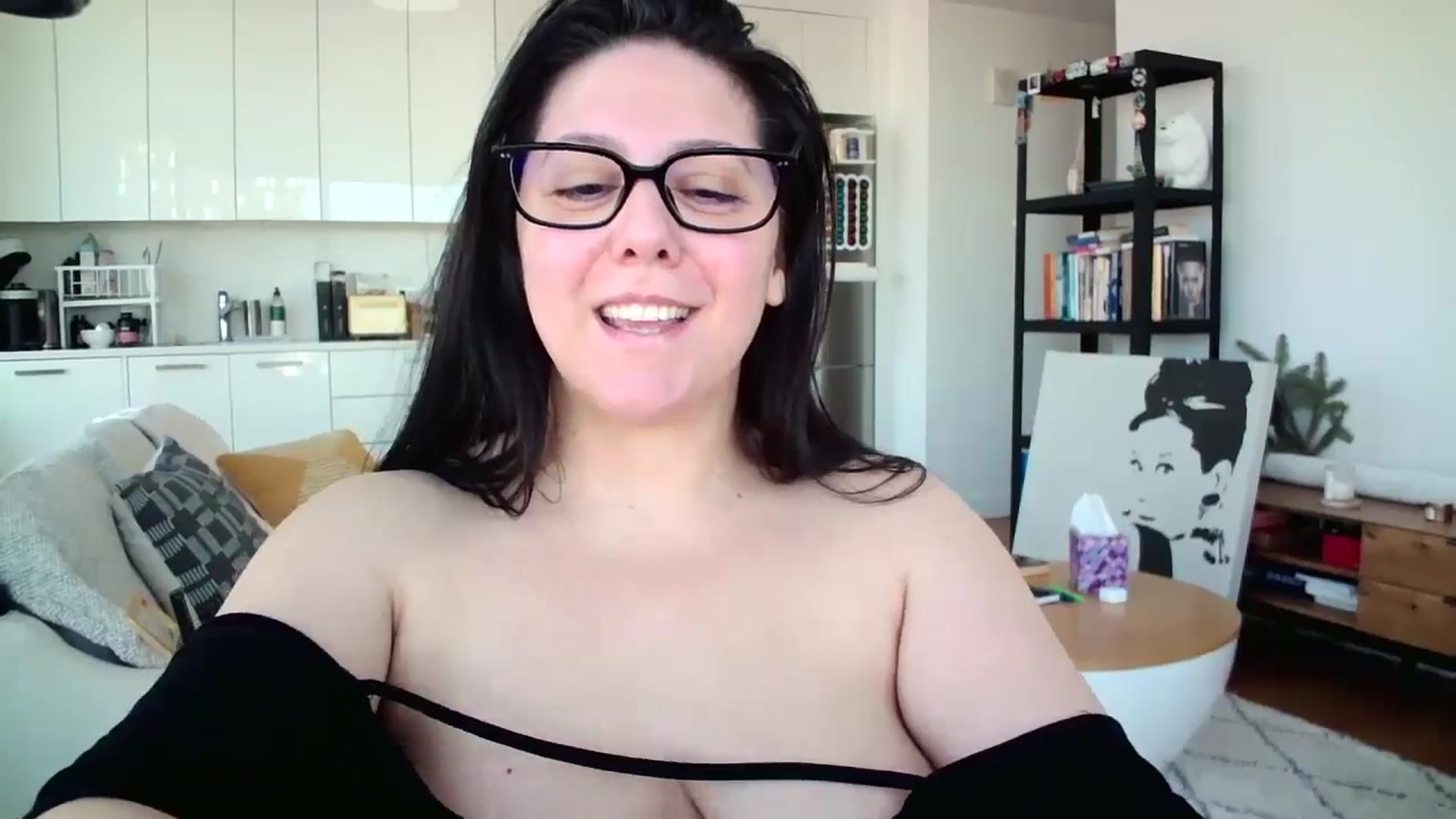 Gallery image thumbnail from SILKYWOMAN's myfreecams stream on, 01/09/2025, 14:58 image 13 of 20