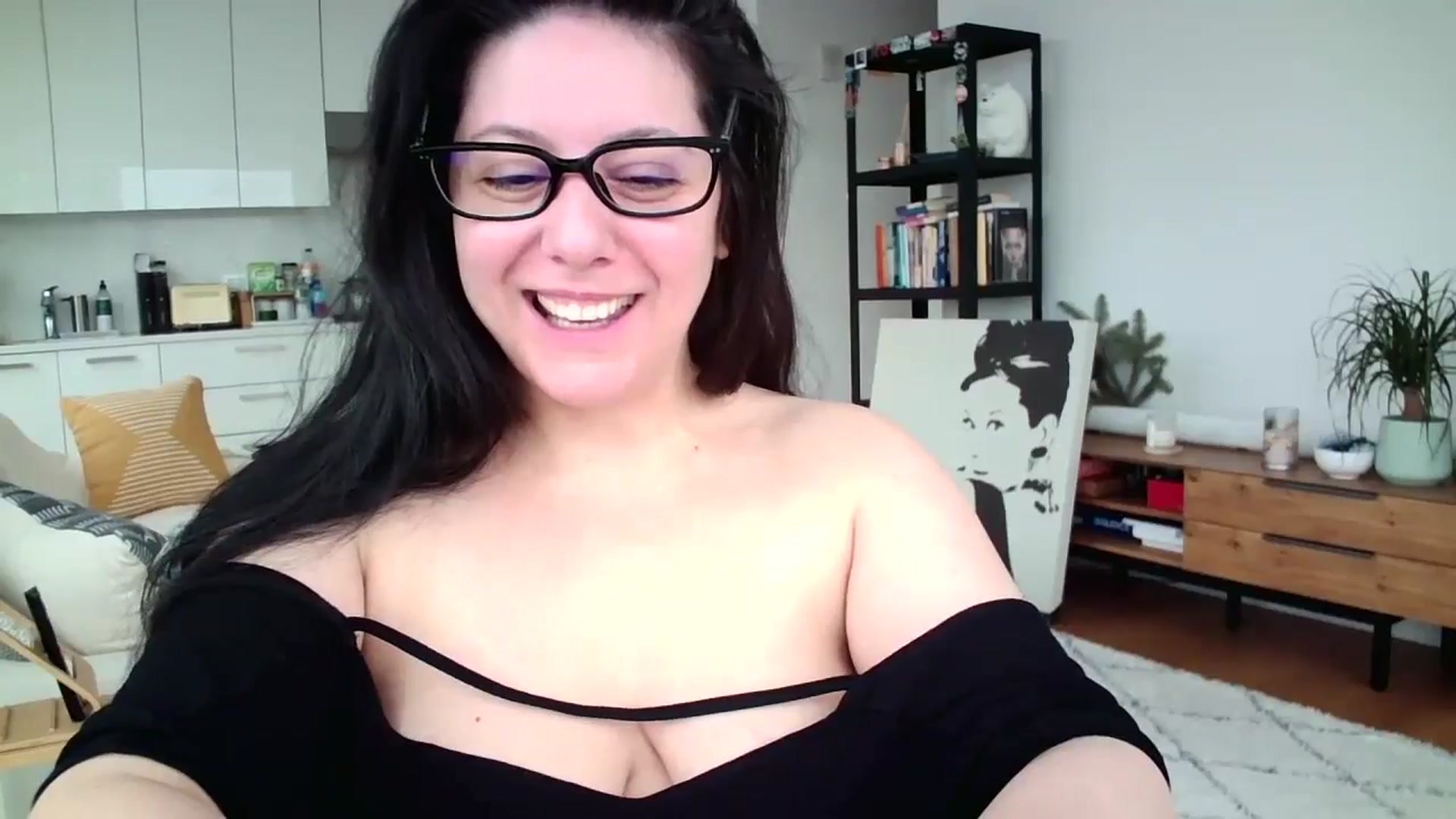 Gallery image thumbnail from SILKYWOMAN's myfreecams stream on, 01/11/2025, 15:22 image 2 of 20