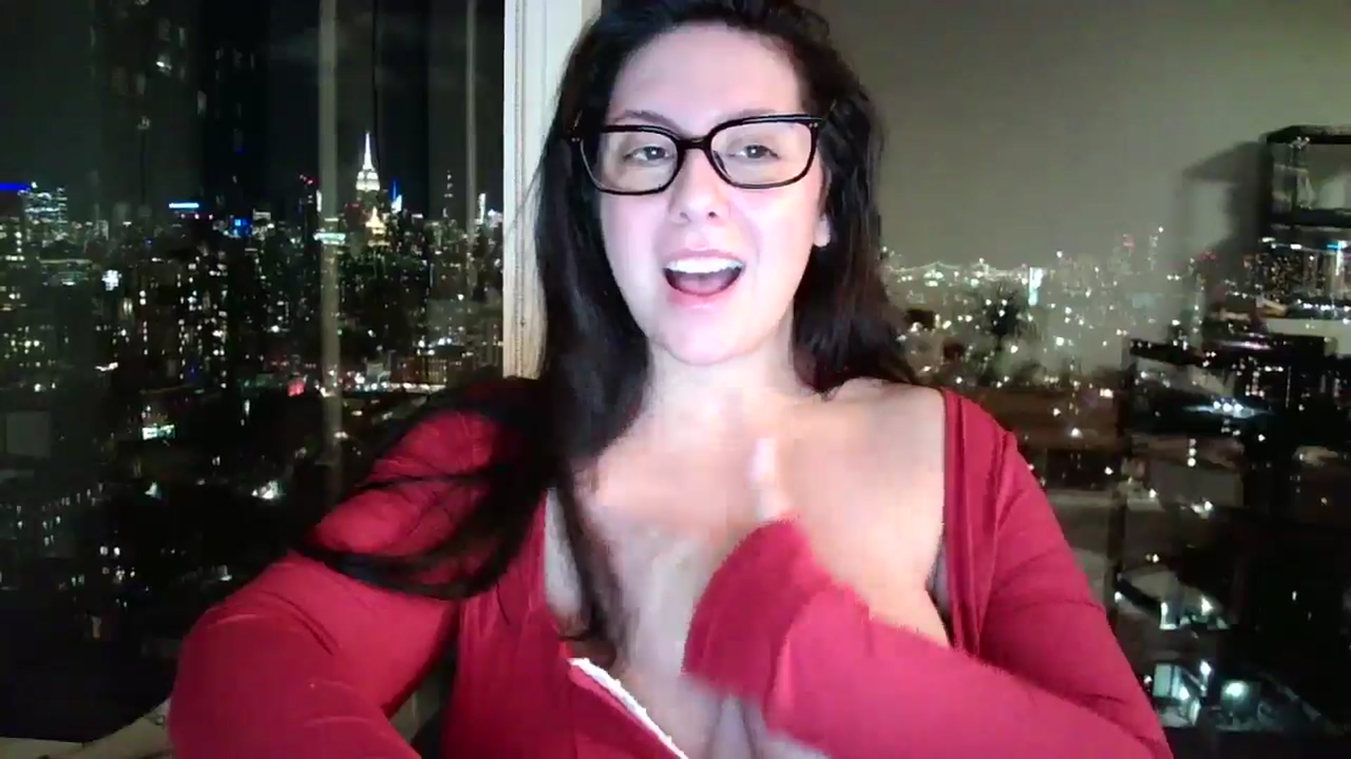 Gallery image thumbnail from SILKYWOMAN's myfreecams stream on, 01/12/2025, 02:01 image 4 of 20