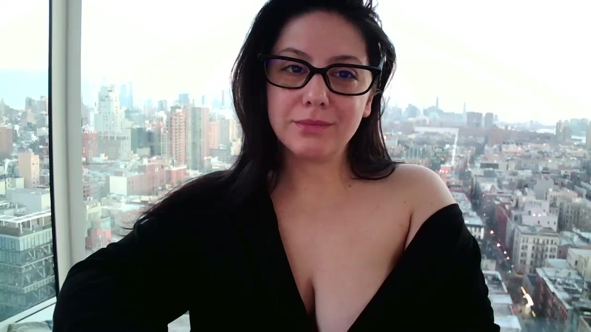 Gallery image thumbnail from SILKYWOMAN's myfreecams stream on, 01/13/2025, 13:48 image 4 of 20